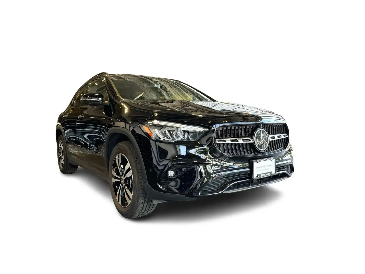 Mercedes-Benz GLA снимка Mercedes-Benz GLA