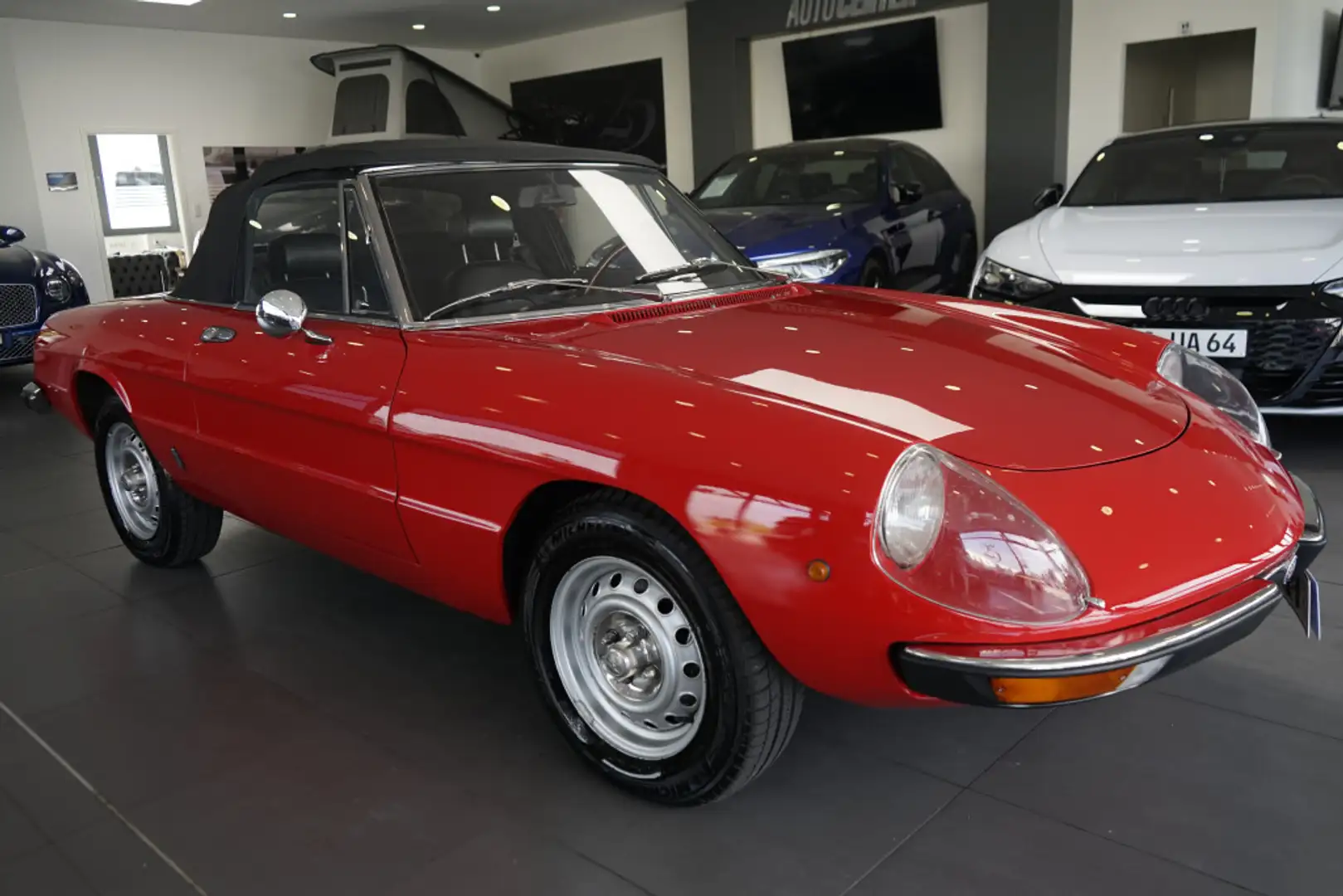 Alfa Romeo Spider 2000 Veloce Fastback + 5 GANG+LEDER+RADIO - 1