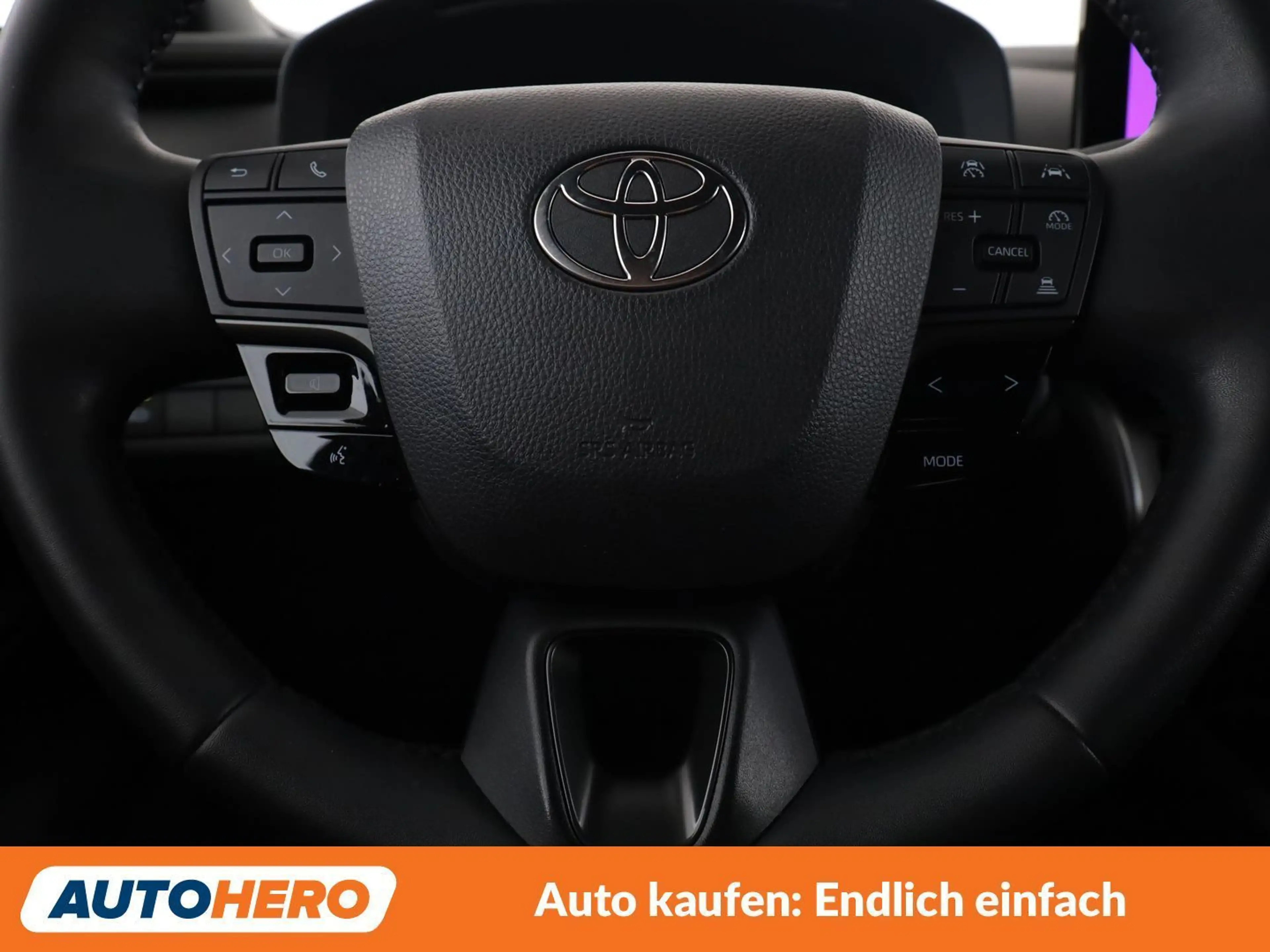 Toyota C-HR 1.8 Hybrid Active Drive — photo 19