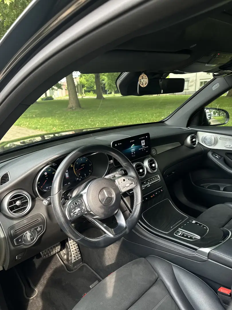 Mercedes-Benz GLC 220 d 4-Matic Business Solution - 2
