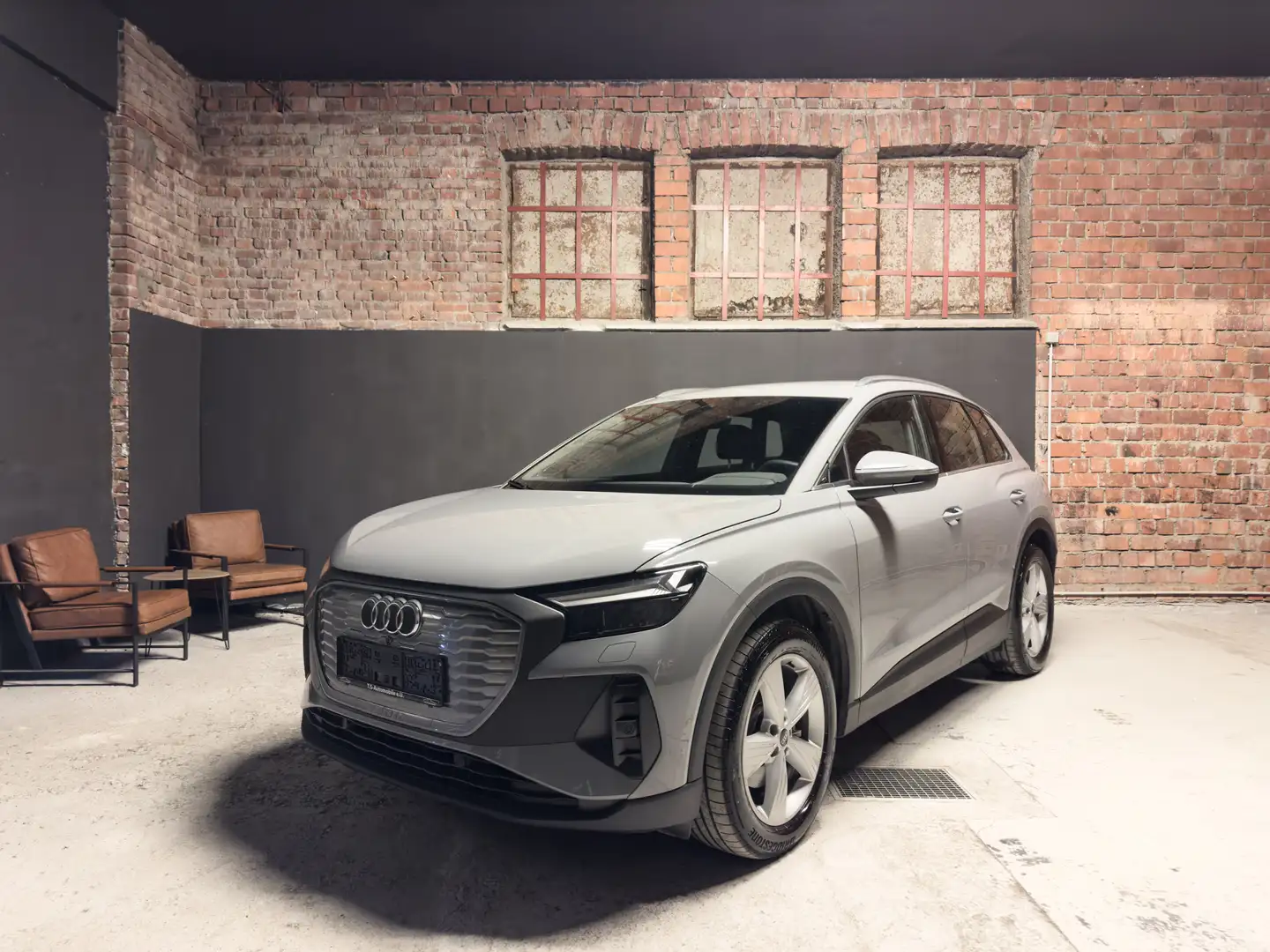 Audi Q4 e-tron 35 CarPlay/ Sitzheizung/ EINPARKHILFE/ TEMP Grau - 1