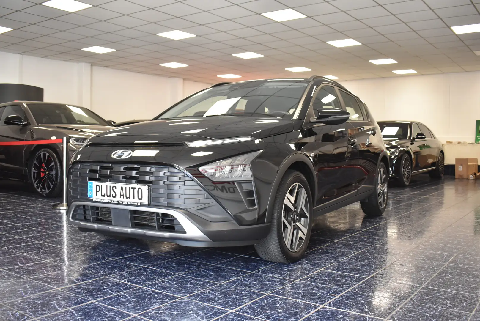 Hyundai BAYON Intro Edition Mild-Hybrid Autom Navi Kamer Schwarz - 2