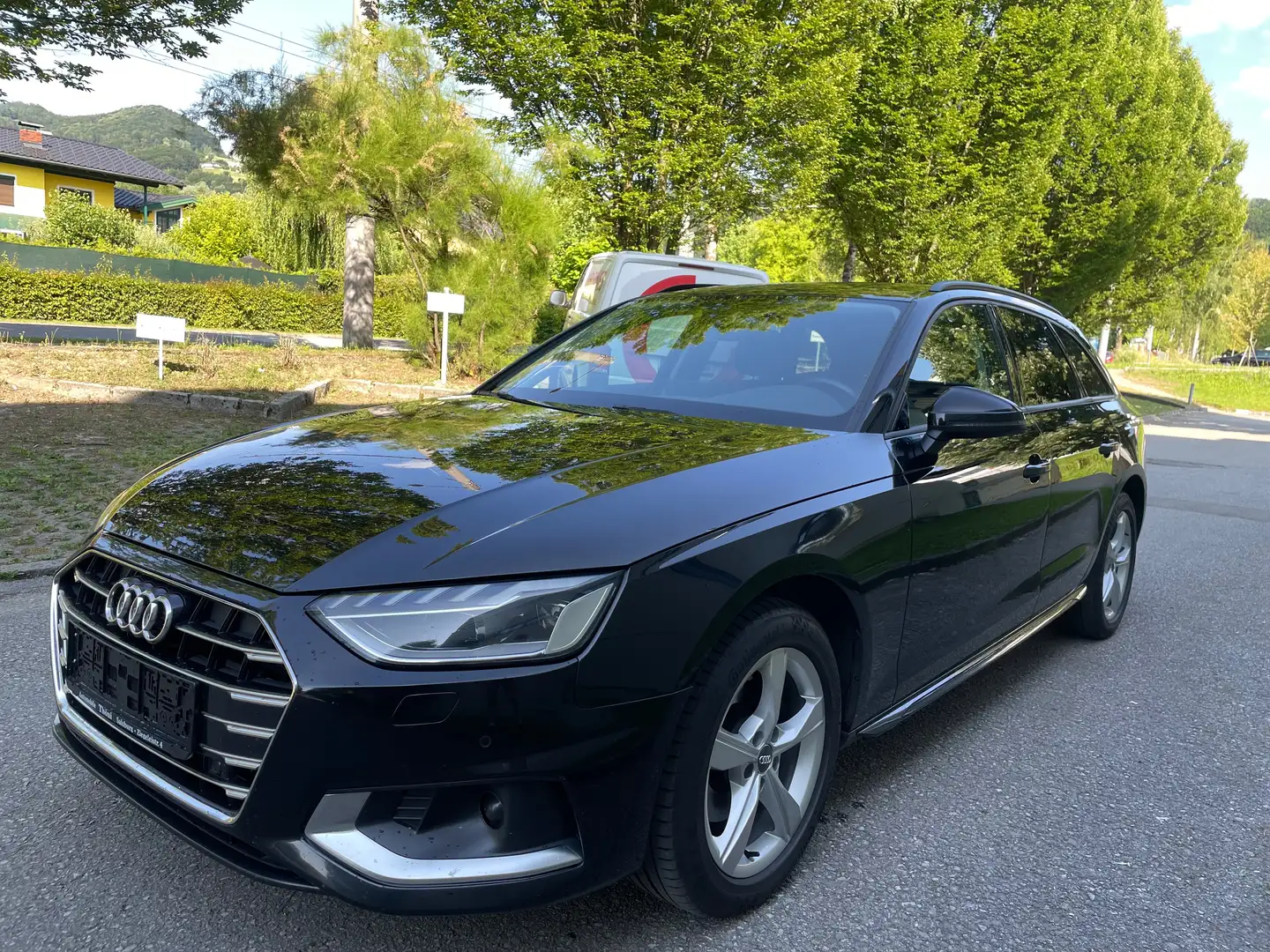 Audi A4 35 TDI advanced S-tronic,*LED, R-Kam., AHK,3-Zonen Nero - 1