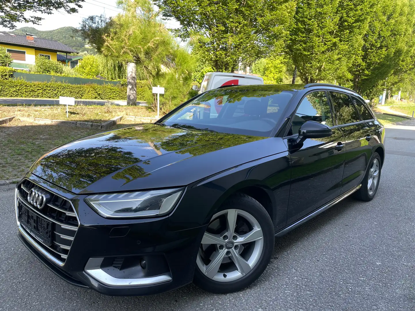 Audi A4 35 TDI advanced S-tronic,*LED, R-Kam., AHK,3-Zonen Nero - 2
