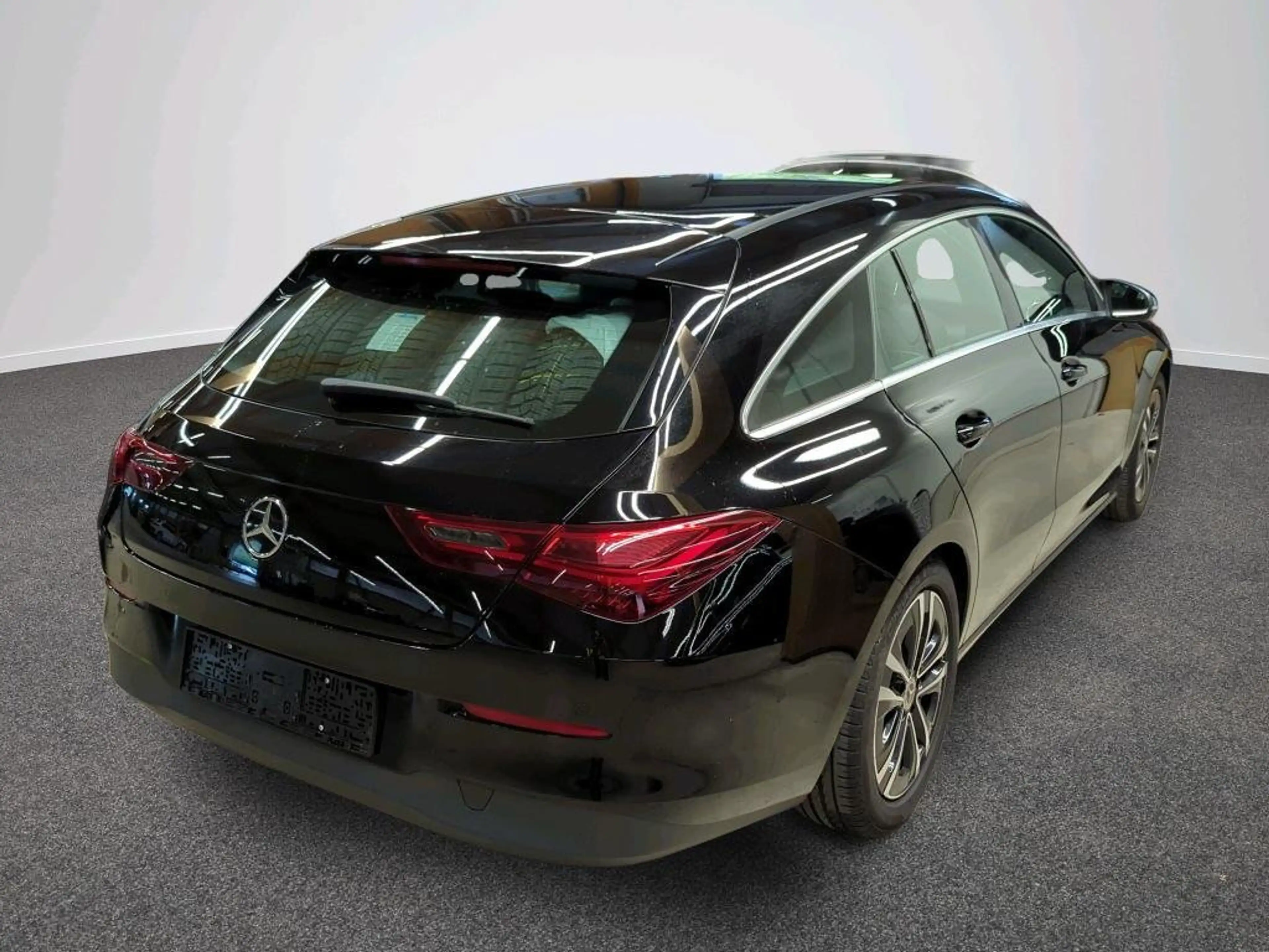 Mercedes-Benz CLA 180 CLA 180 SB El.Heckkl. Key LED Lane — photo 8