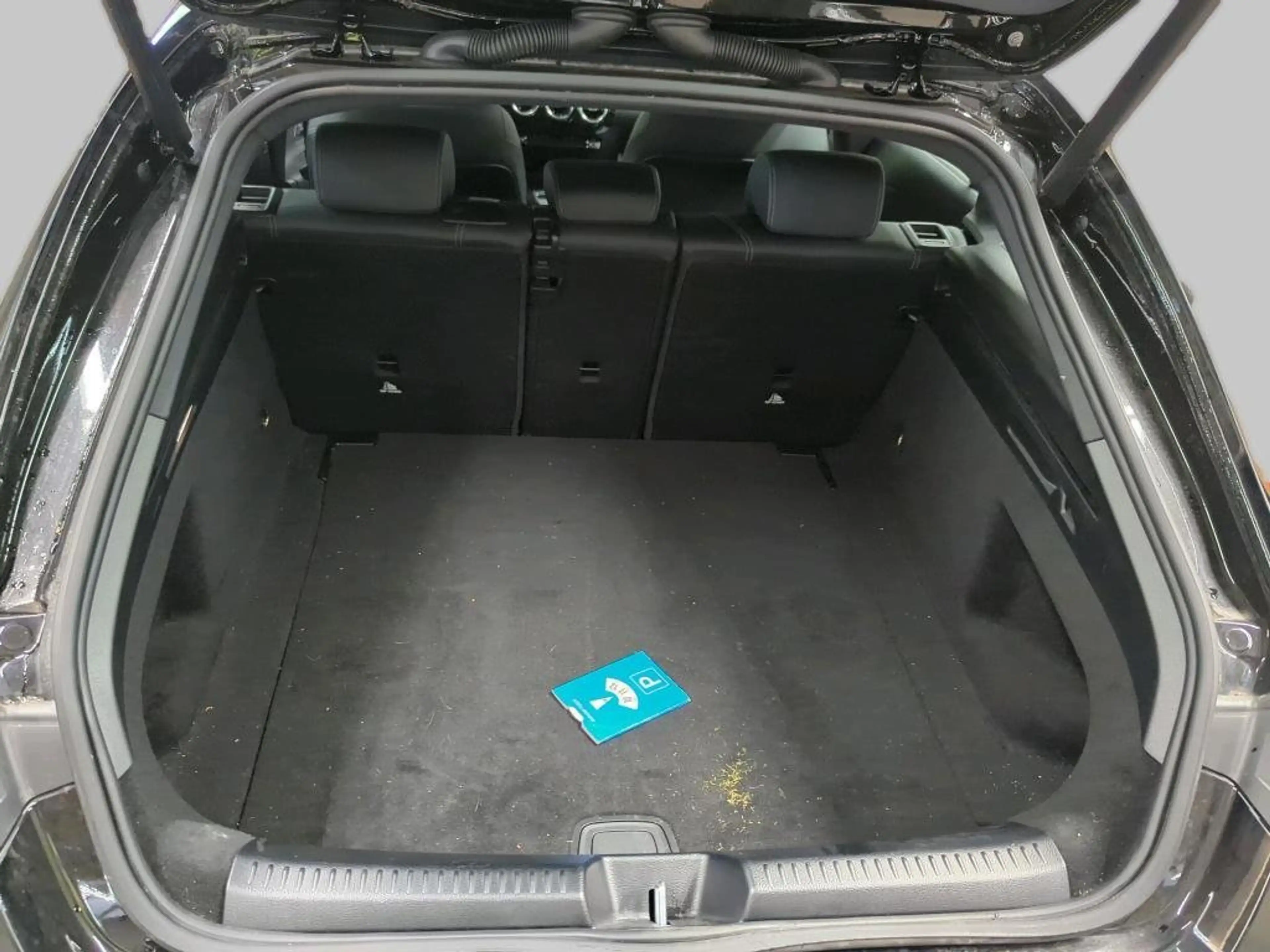 Mercedes-Benz CLA 180 CLA 180 SB El.Heckkl. Key LED Lane — photo 13