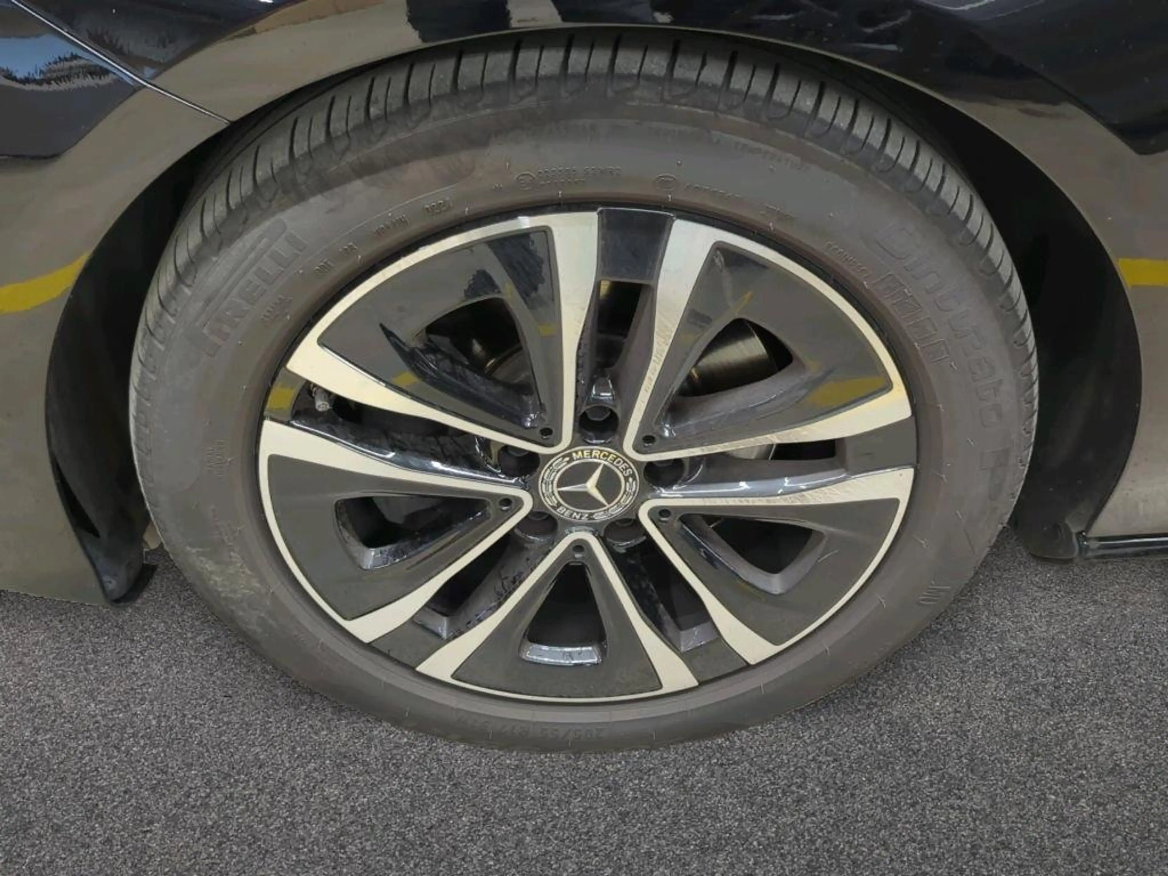 Mercedes-Benz CLA 180 CLA 180 SB El.Heckkl. Key LED Lane — photo 12