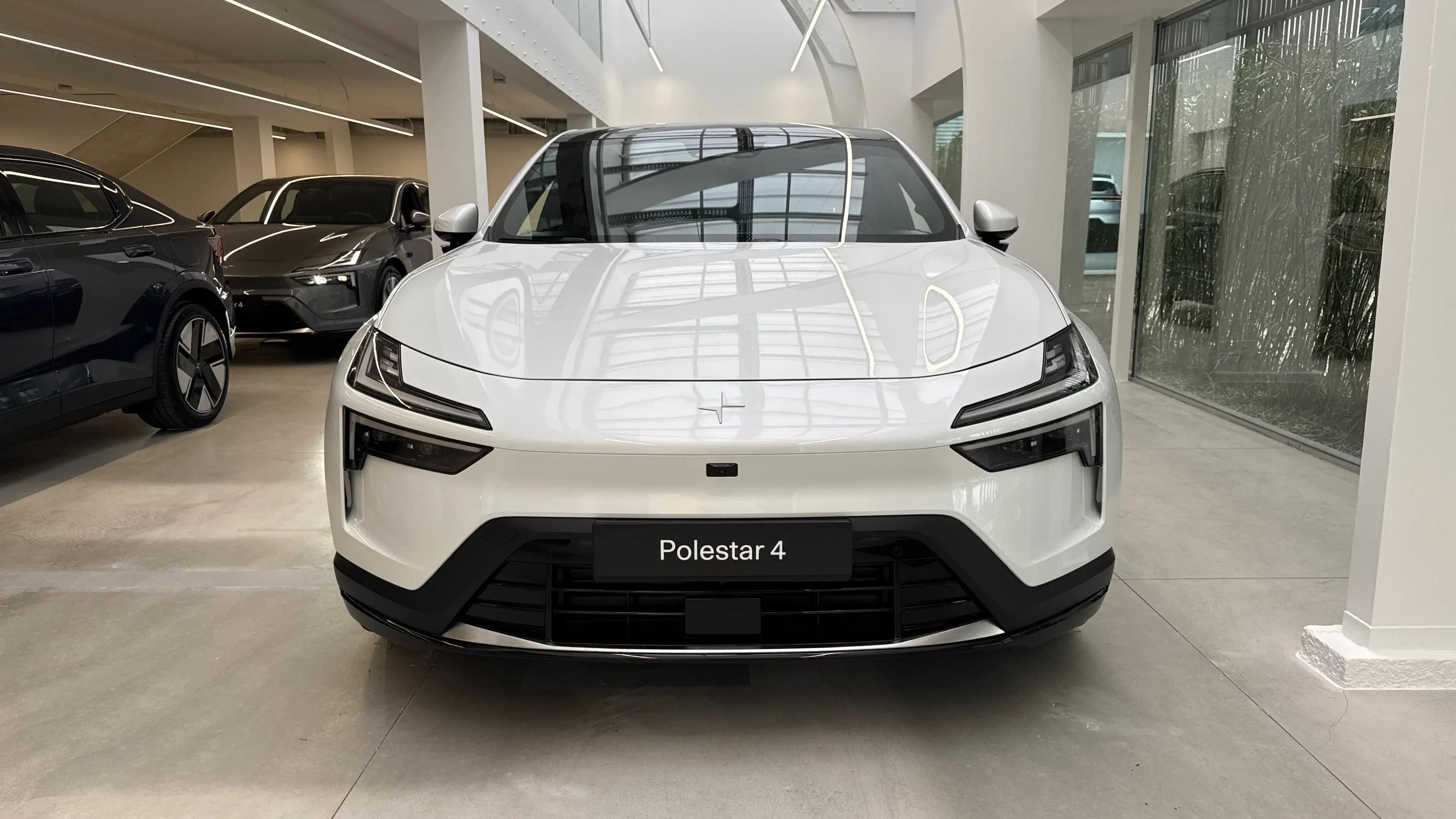 Polestar 4 100 kWh Long Range Single Motor — photo 9