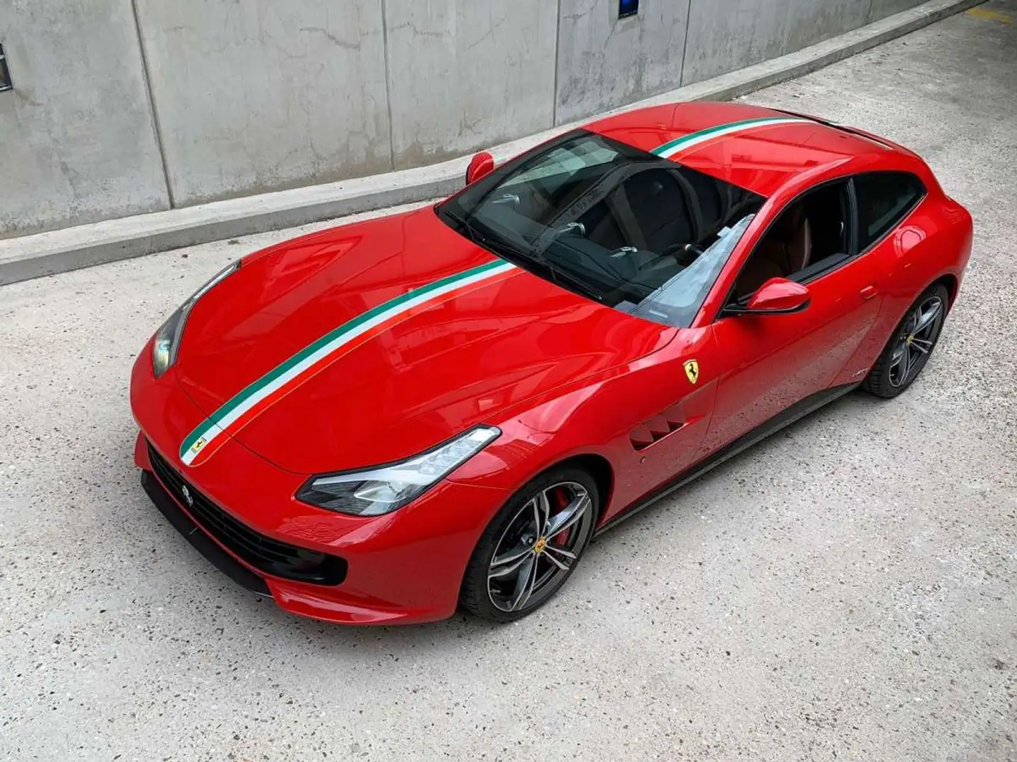 Ferrari GTC4 Lusso Tailor Made 70 Anni Collection Червоний - 1