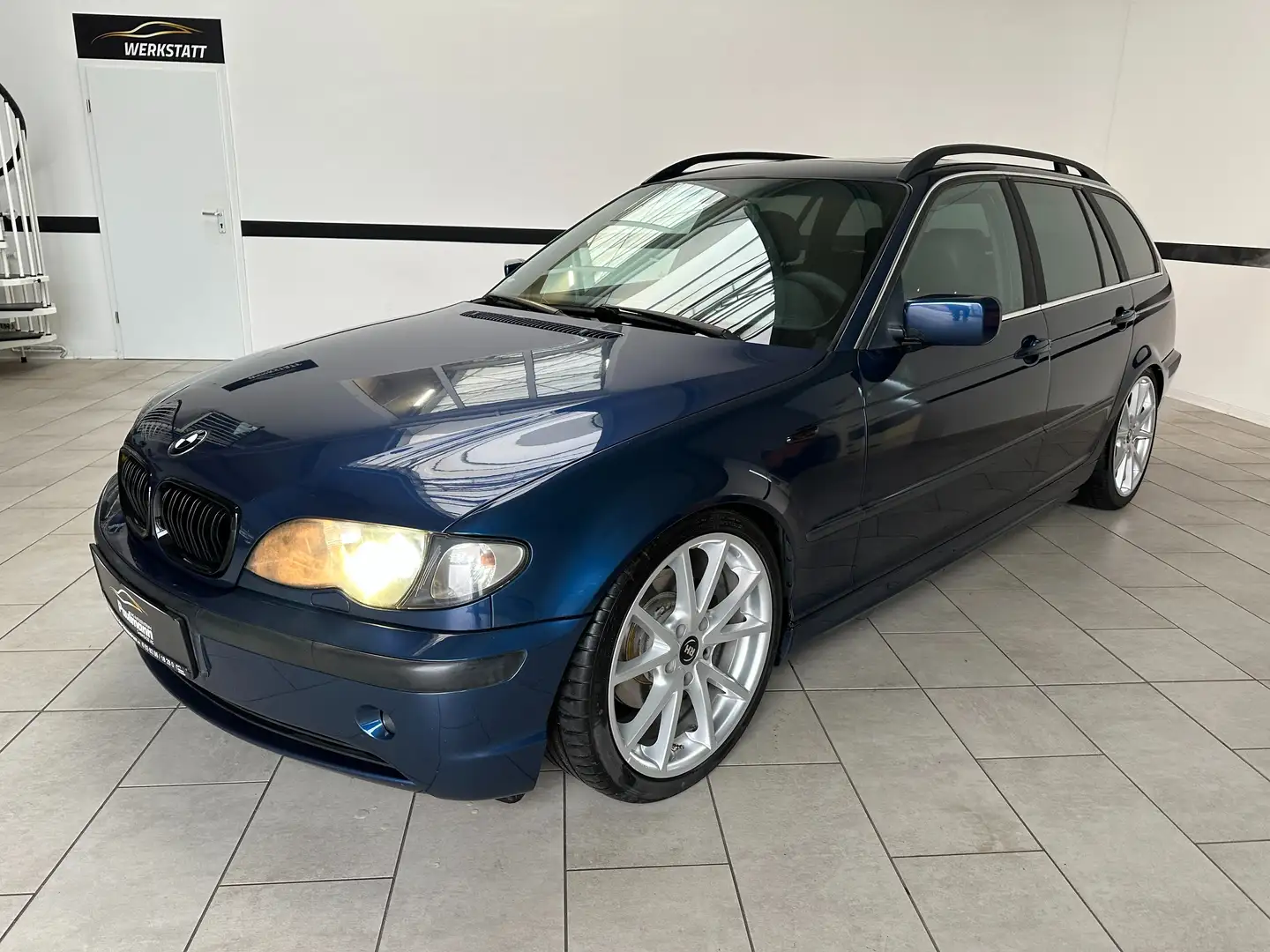 BMW 325 i Aut. touring Edition Lifestyle Xenon*Leder*PDC Bleu - 2
