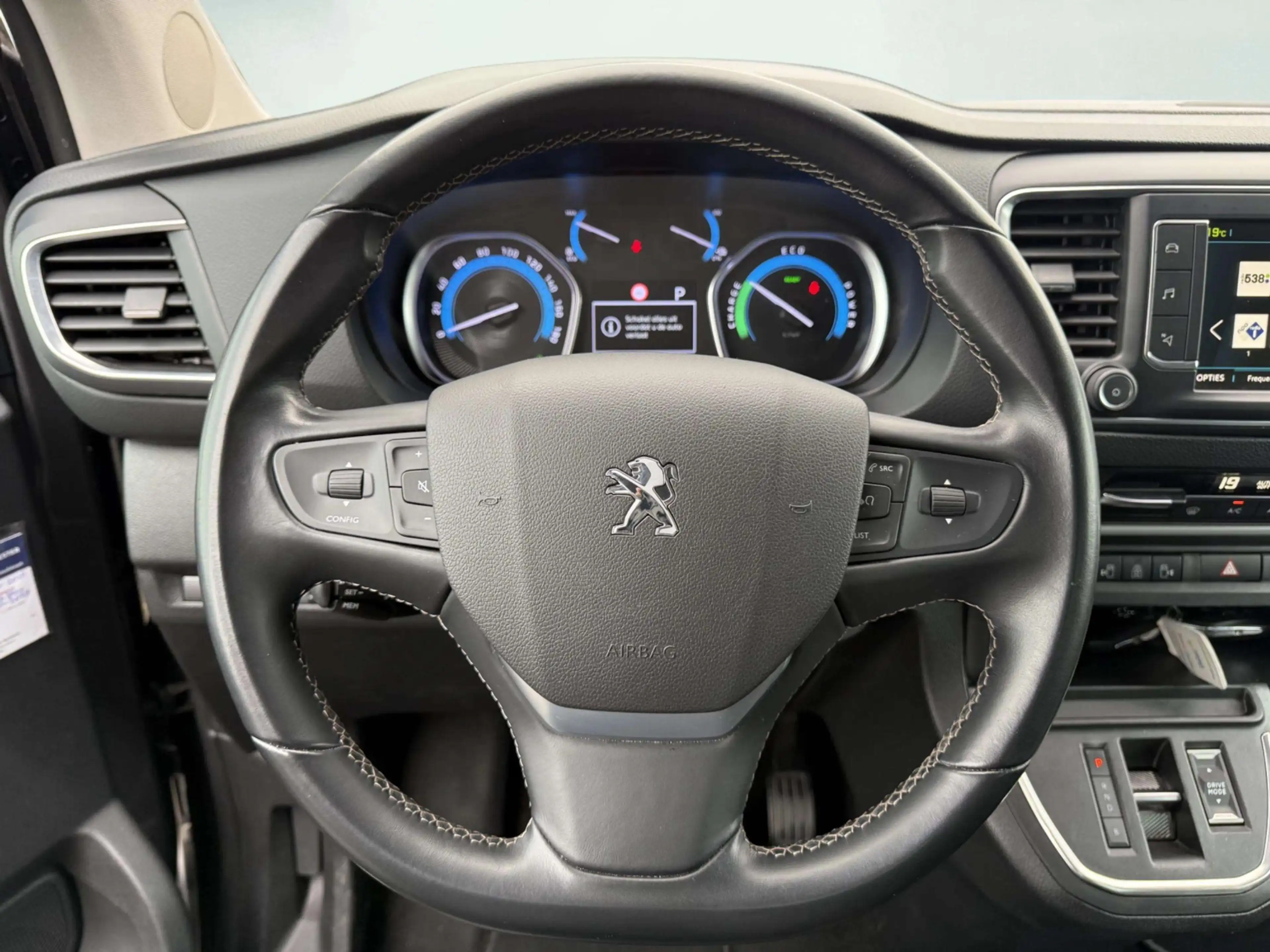Peugeot e-Traveller 75 kWh Business Long | SOH 92% | 9 Persoons | Voll — photo 7