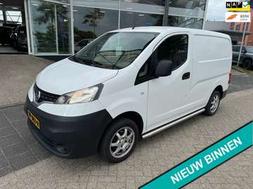 1.5 dCi 90pk 1e eig. Historie Airco Cruise Navi Tr