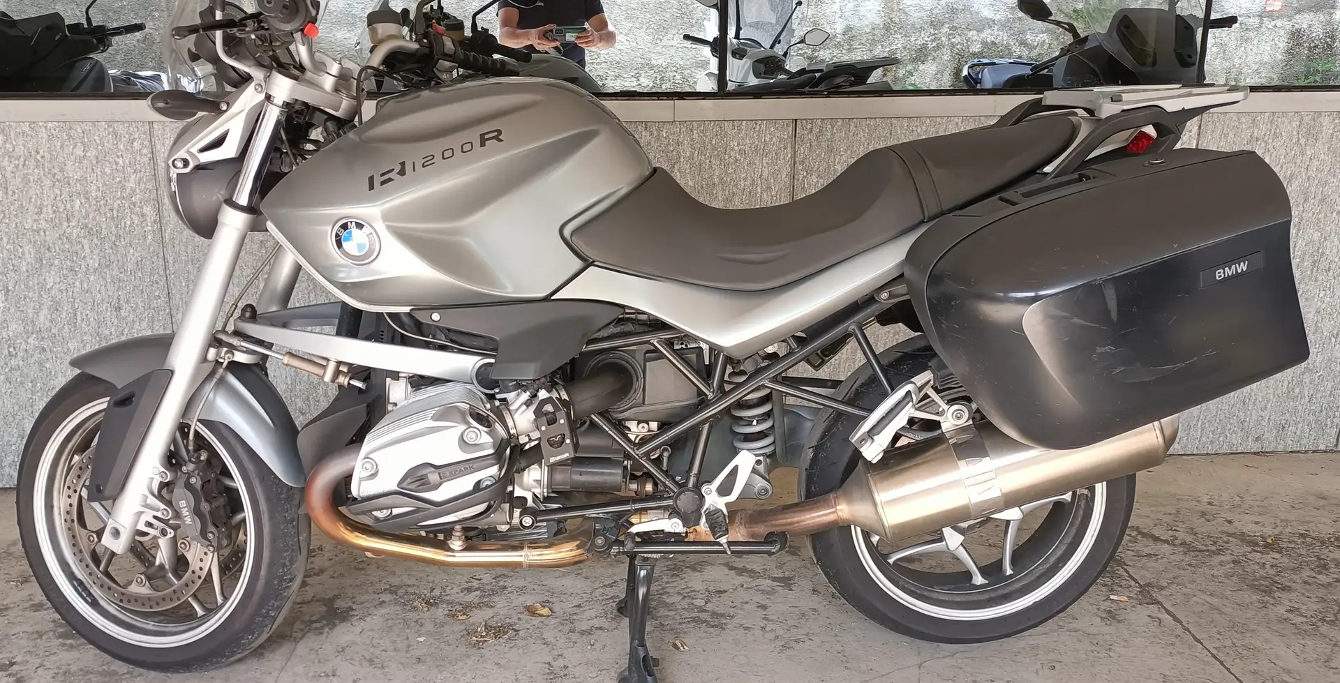 BMW R 1200 R Gri - 2