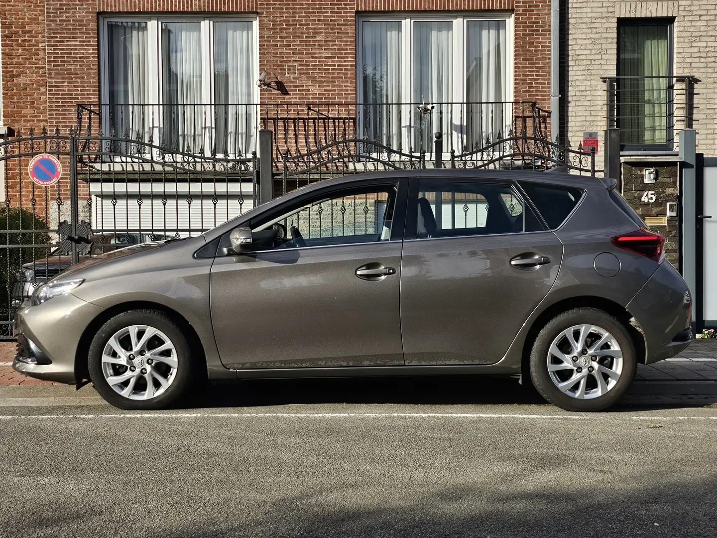 Toyota Auris Prêt à immatriculé Edition 50th anniversary - 2