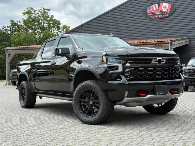 Chevrolet Silverado ZR2 3.0L L6 Duramax Diesel Pick-Up Bedrijfswagen