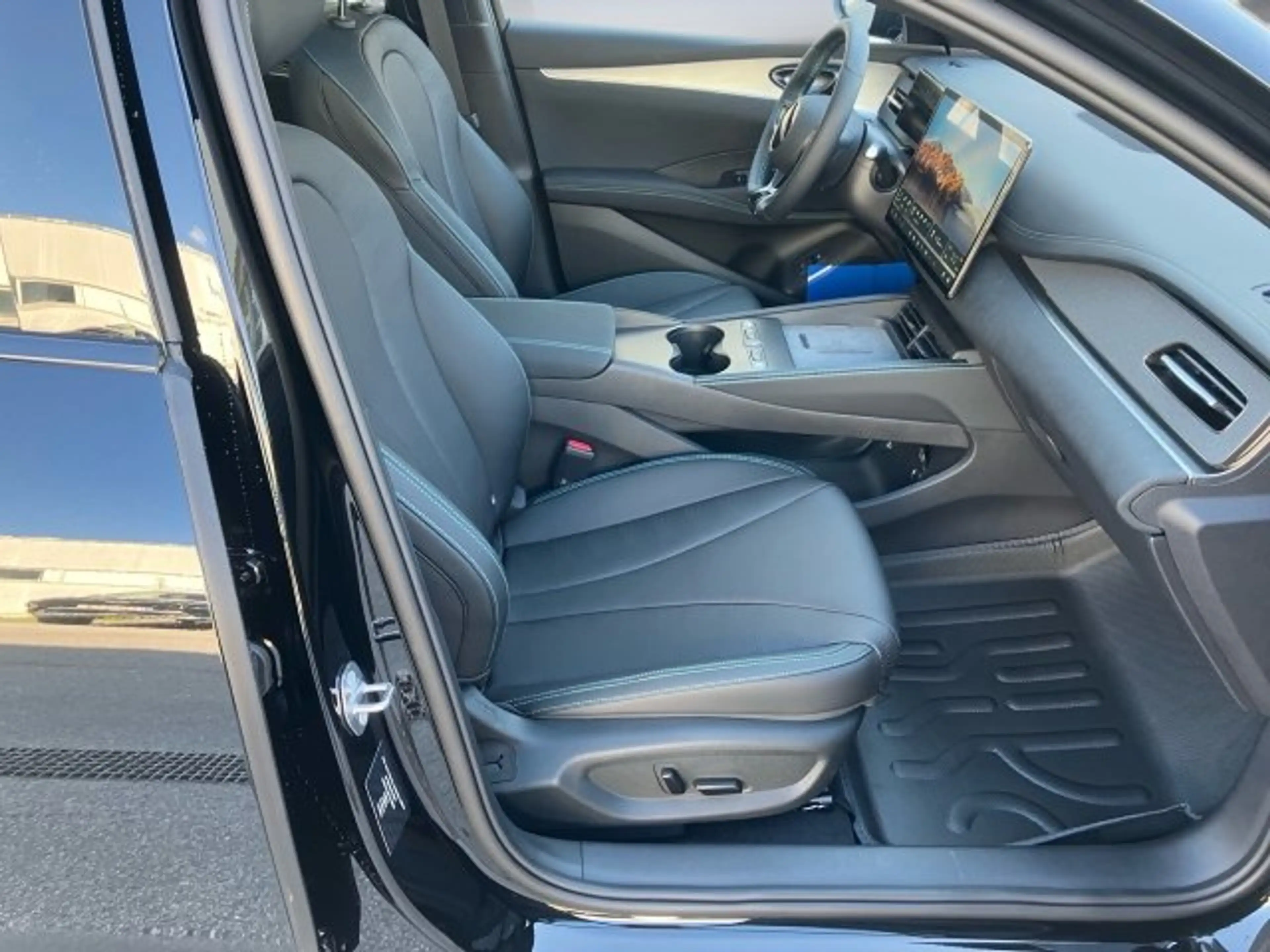 BYD Seal 6 DM-i Touring Comfort — photo 11
