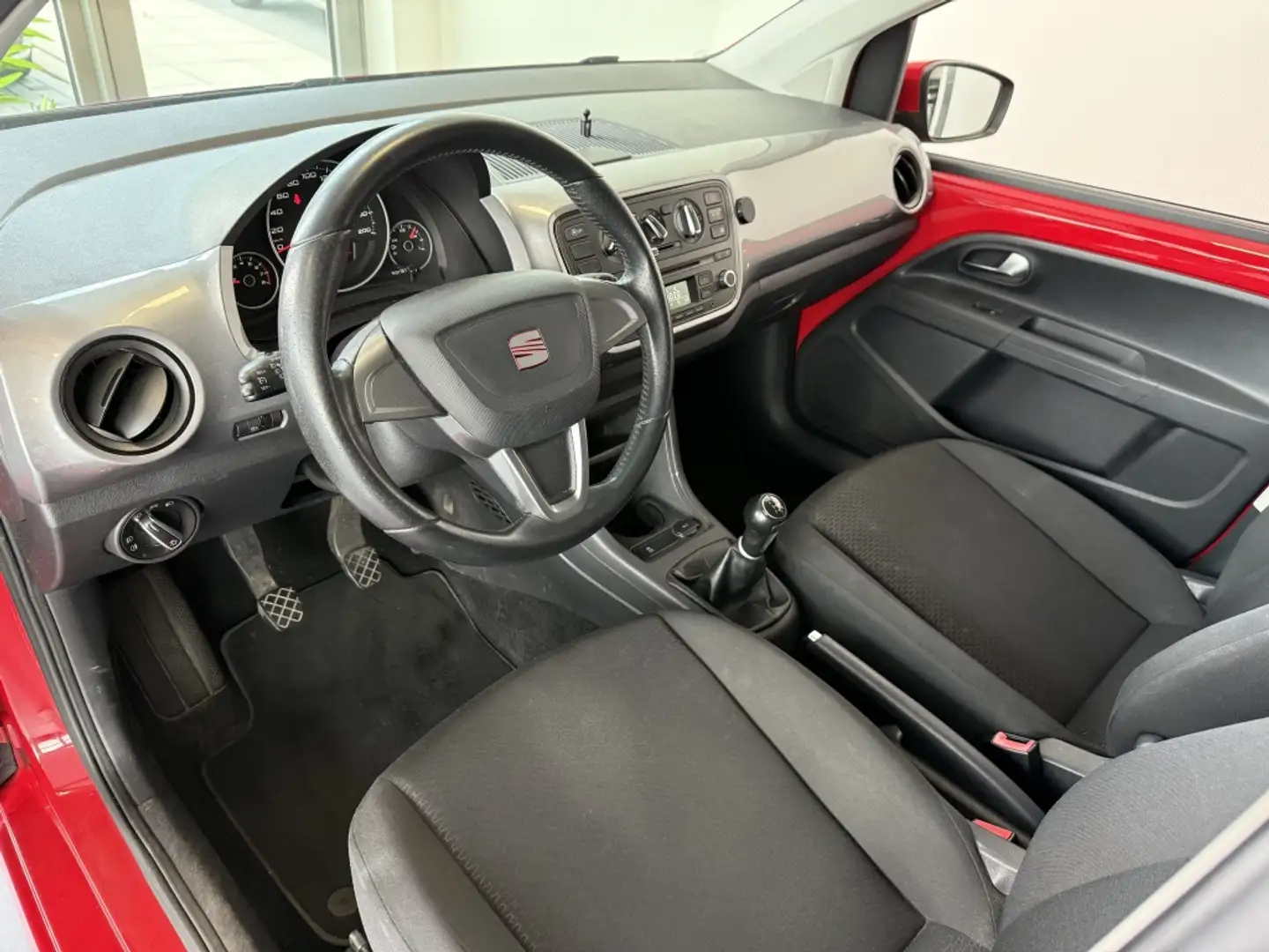 SEAT Mii 1.0 Style Sport//Airco/Navi/Cruise/Pdc Rood - 2