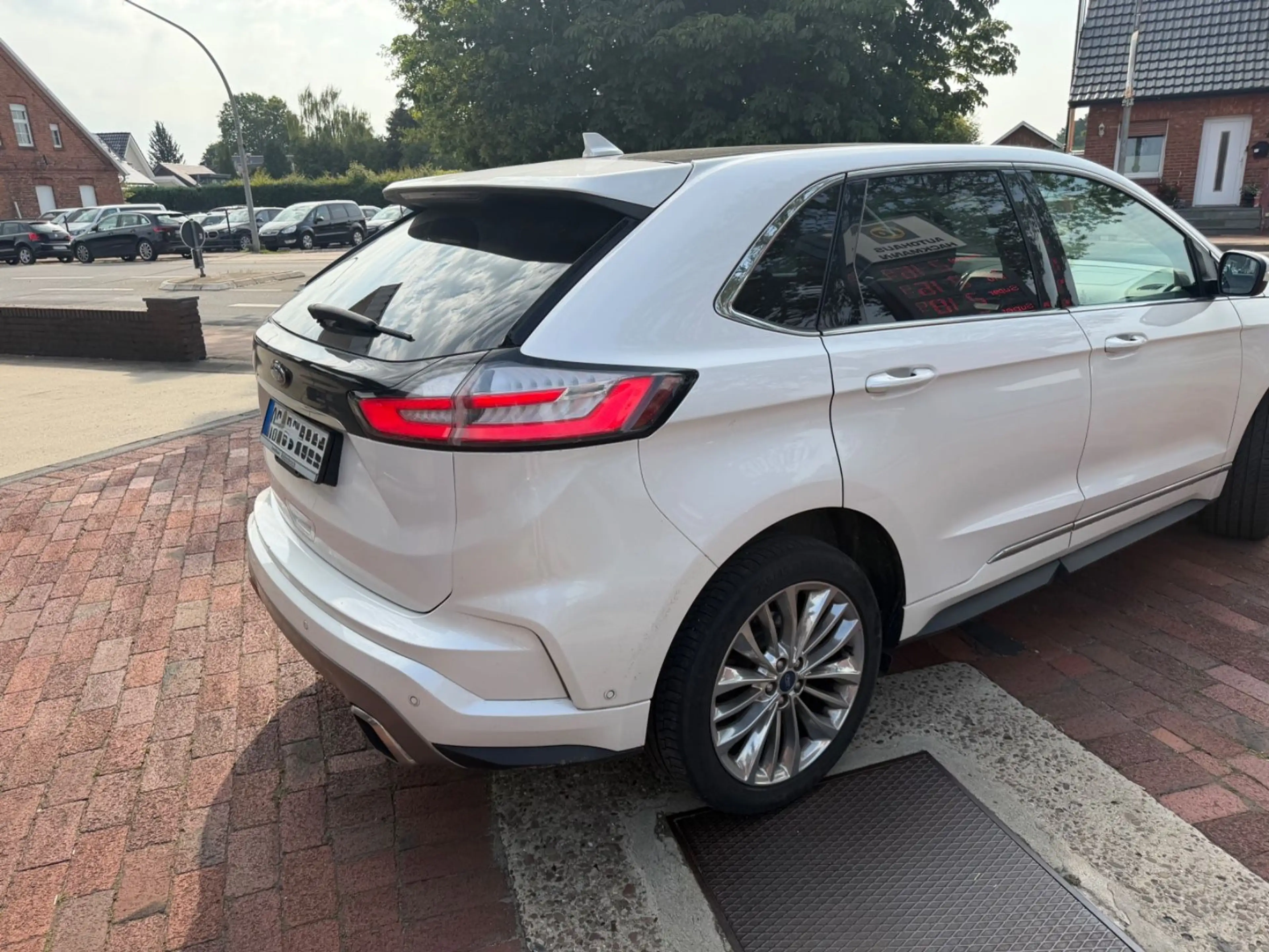 Ford Edge Vignale 4x4 Pano+AHK+Sthzg.+1.Hd+LED+RFK — photo 6
