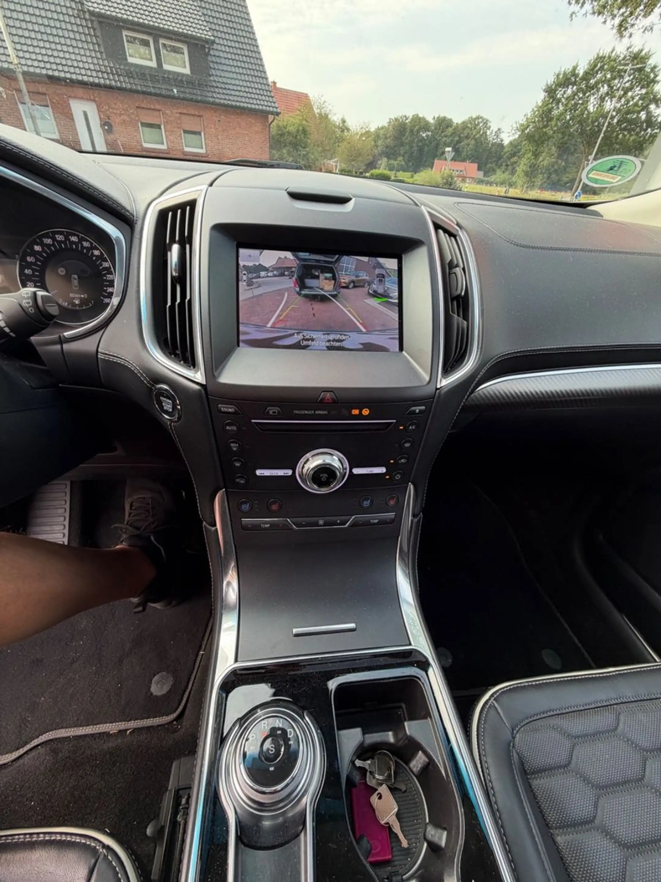 Ford Edge Vignale 4x4 Pano+AHK+Sthzg.+1.Hd+LED+RFK — photo 4