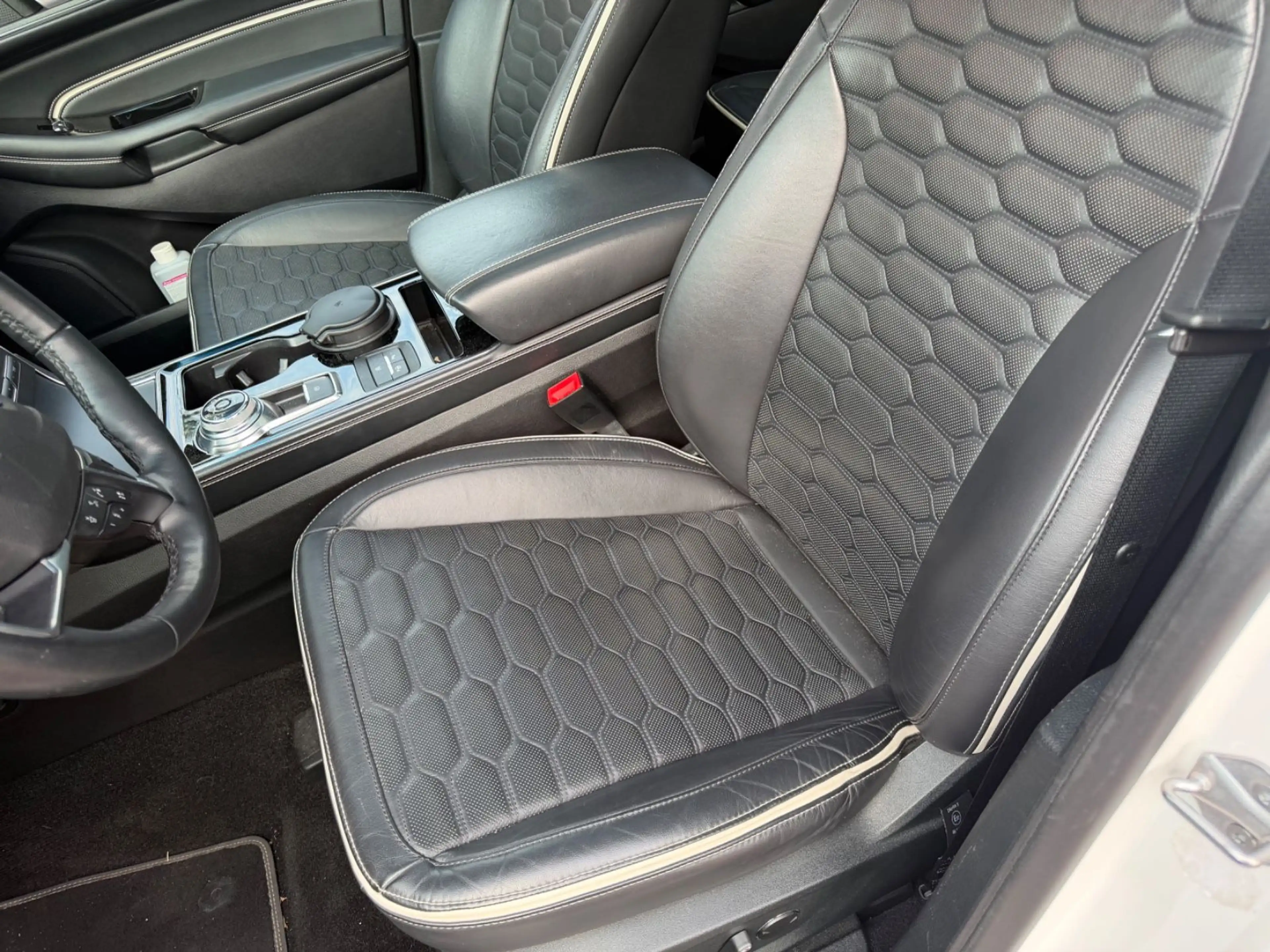 Ford Edge Vignale 4x4 Pano+AHK+Sthzg.+1.Hd+LED+RFK — photo 5