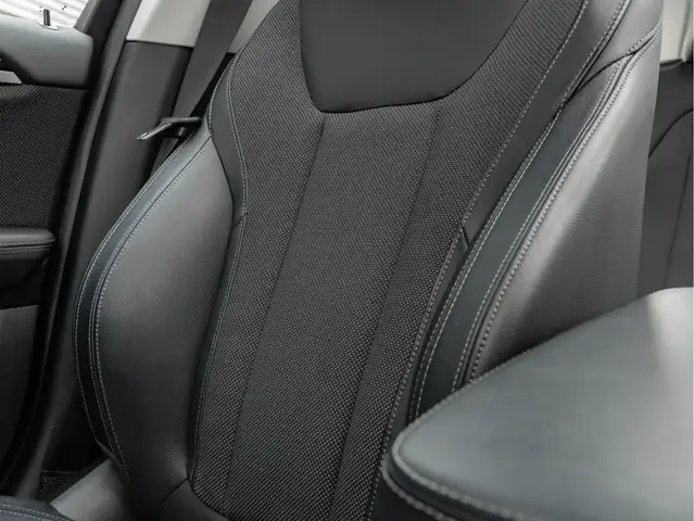 BMW X3 view 21
