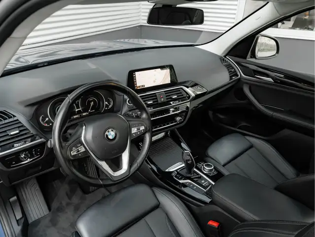 BMW X3 view 17