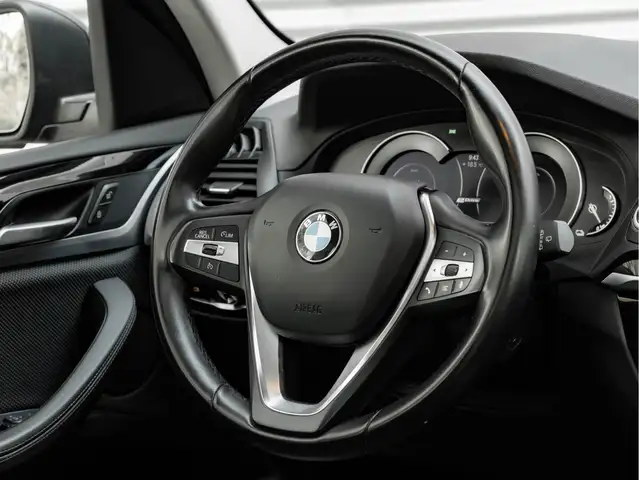 BMW X3 view 28