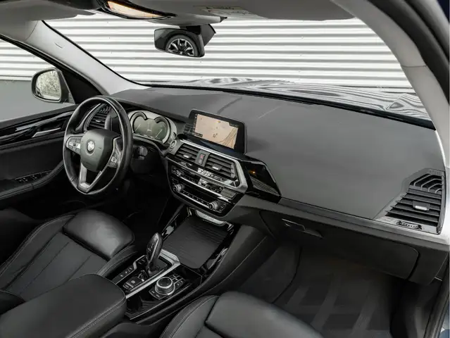 BMW X3 view 19