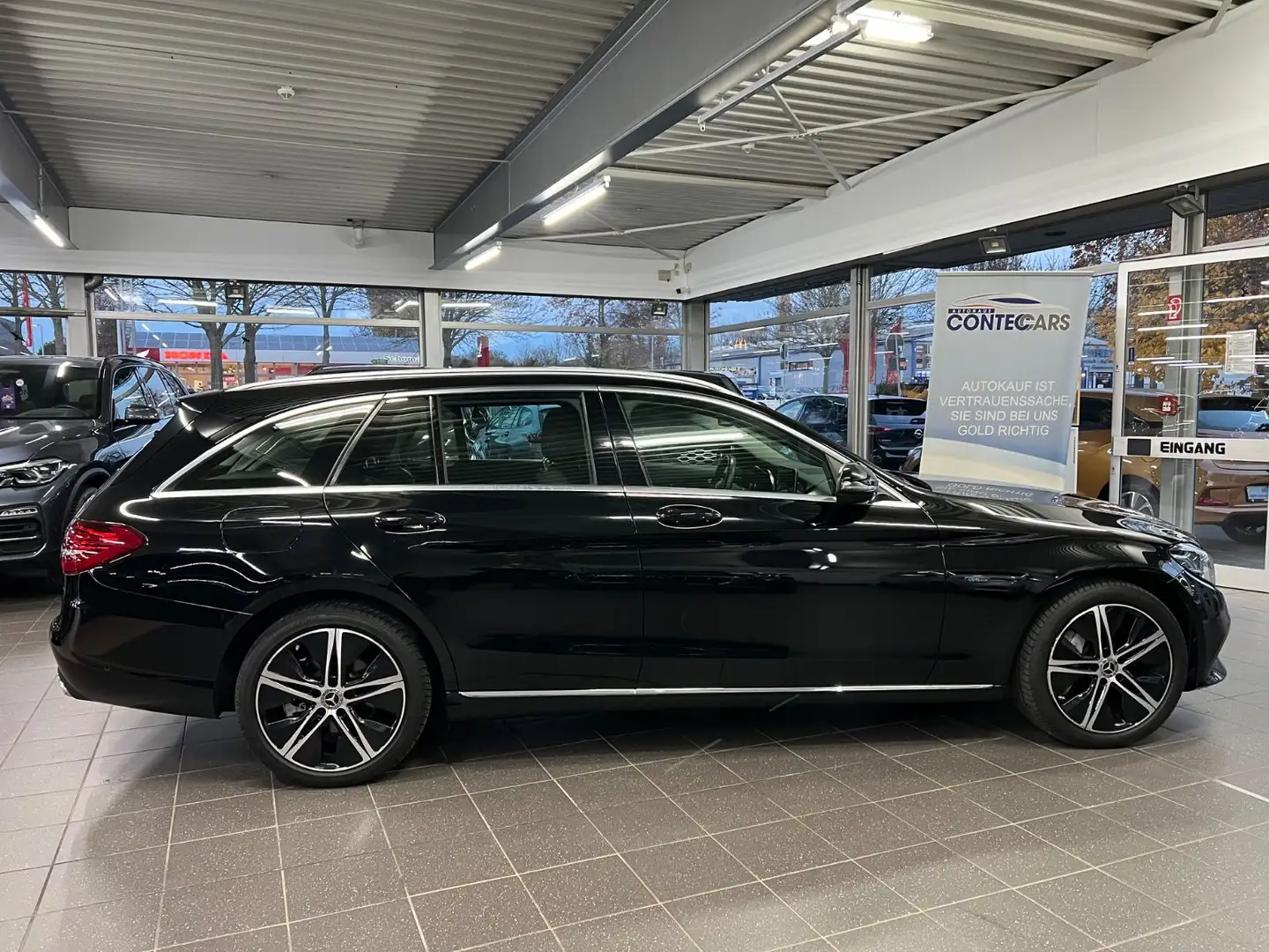 Mercedes-Benz C 300 de T Avantgarde Super Zustand Schwarz - 1