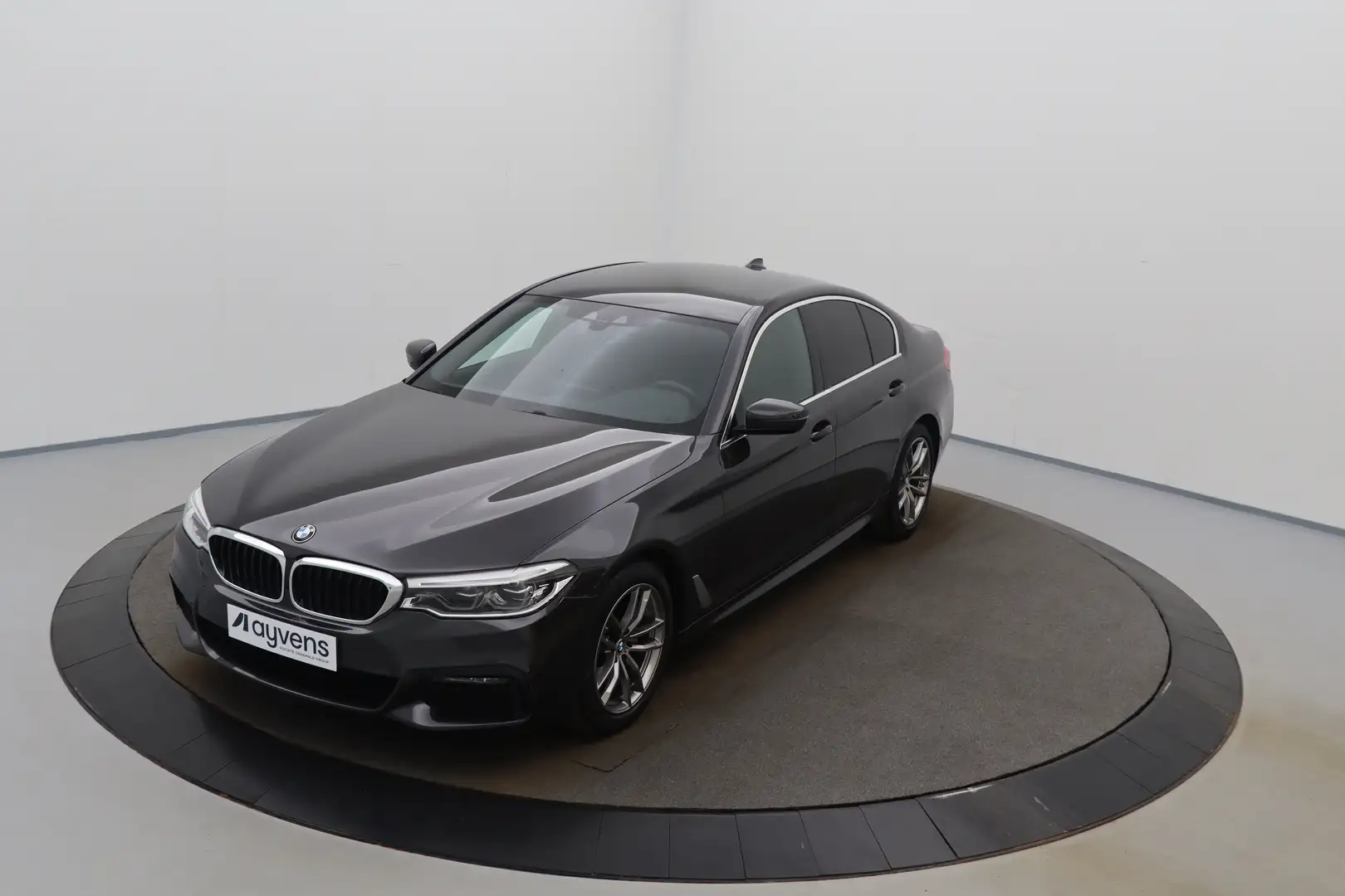 BMW 520 5 dA MHEV M-Sport Business Ed. LEDER/CUIR Adapt. L Szürke - 1
