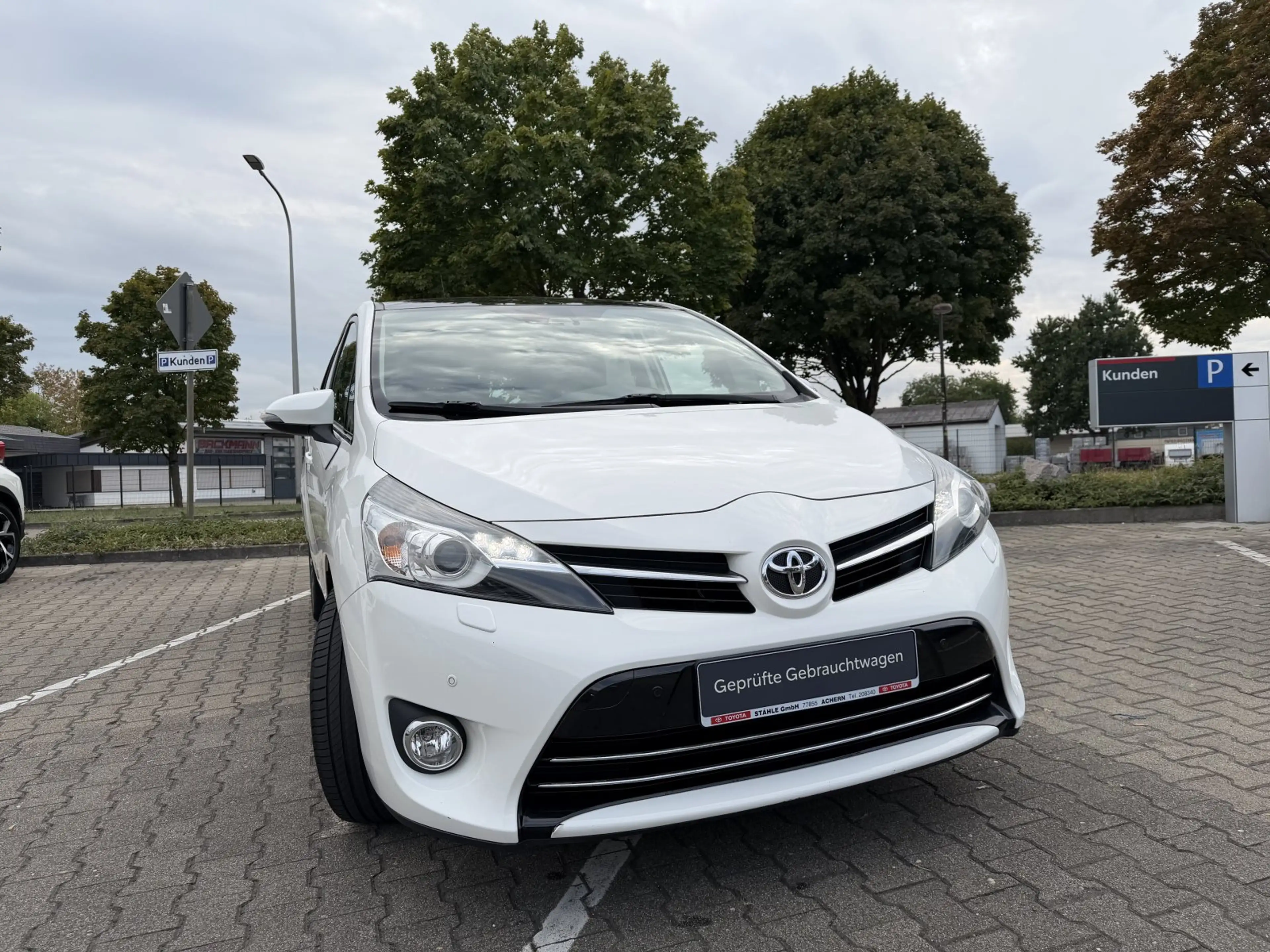 Toyota Verso Executive 7-Sitzer