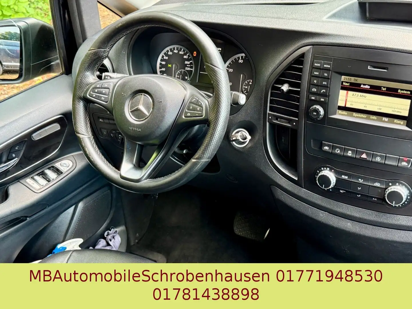 Mercedes-Benz Vito Tourer 119 CDI/BT Select lang Schwarz - 2