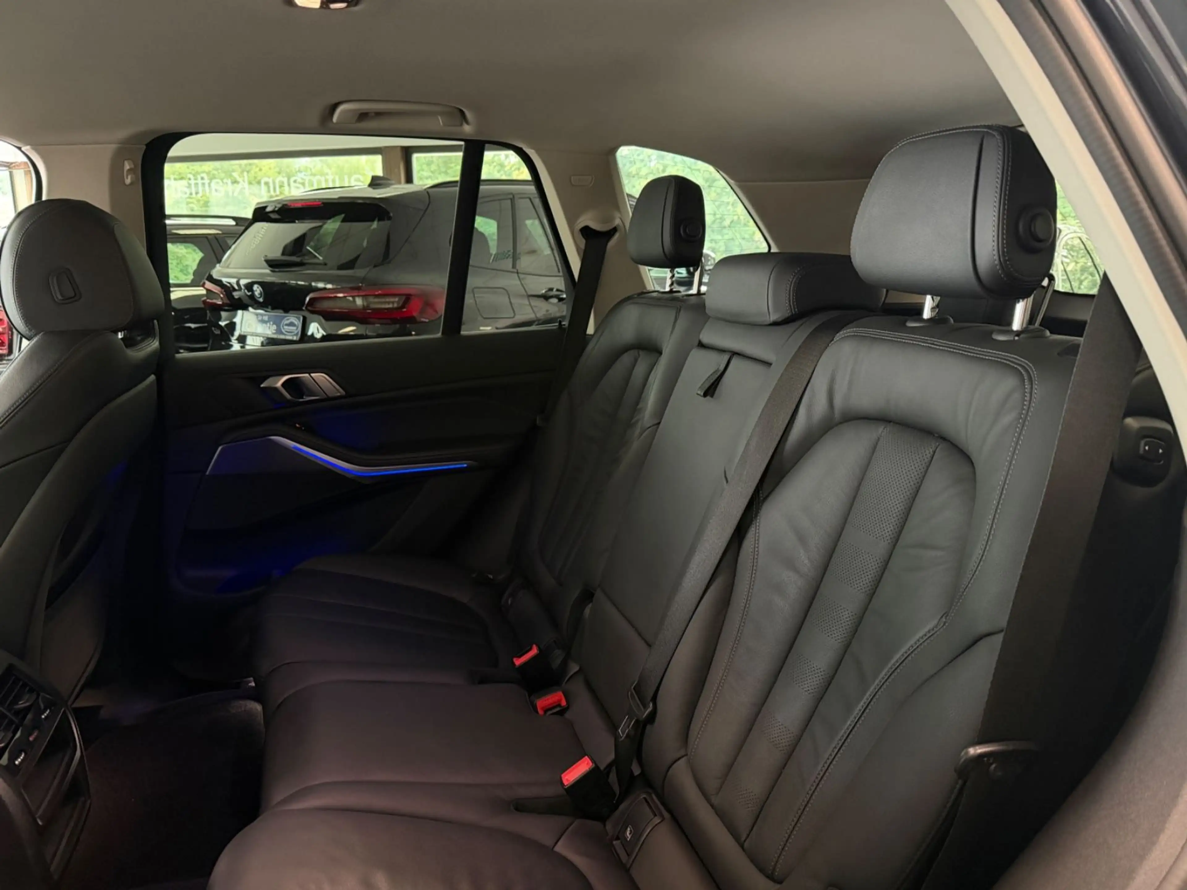 BMW X5 xDrive*1-Hd*Sport*Luft*7-Sitz*Led*Ahk*Keyless — photo 15
