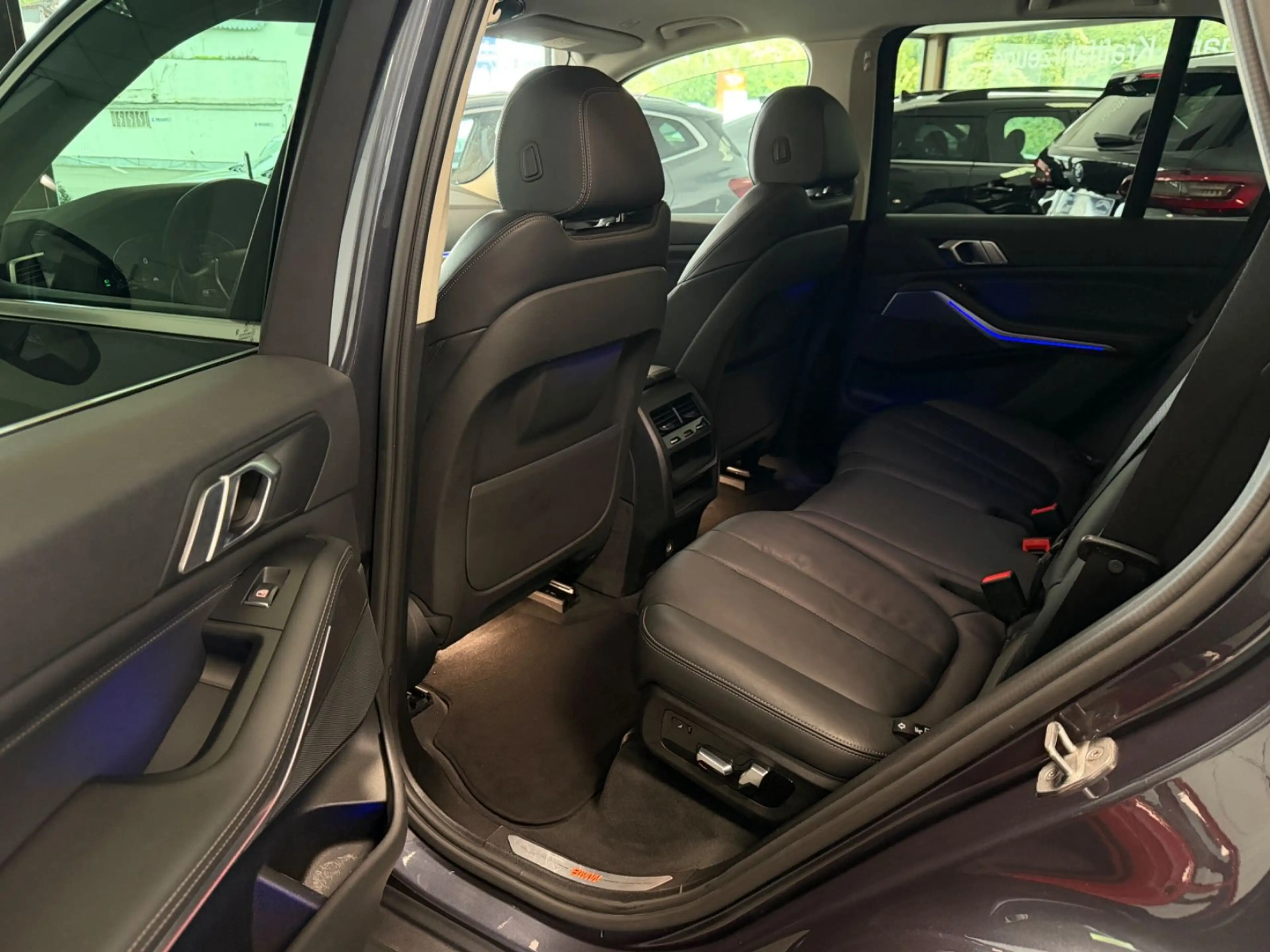 BMW X5 xDrive*1-Hd*Sport*Luft*7-Sitz*Led*Ahk*Keyless — photo 13