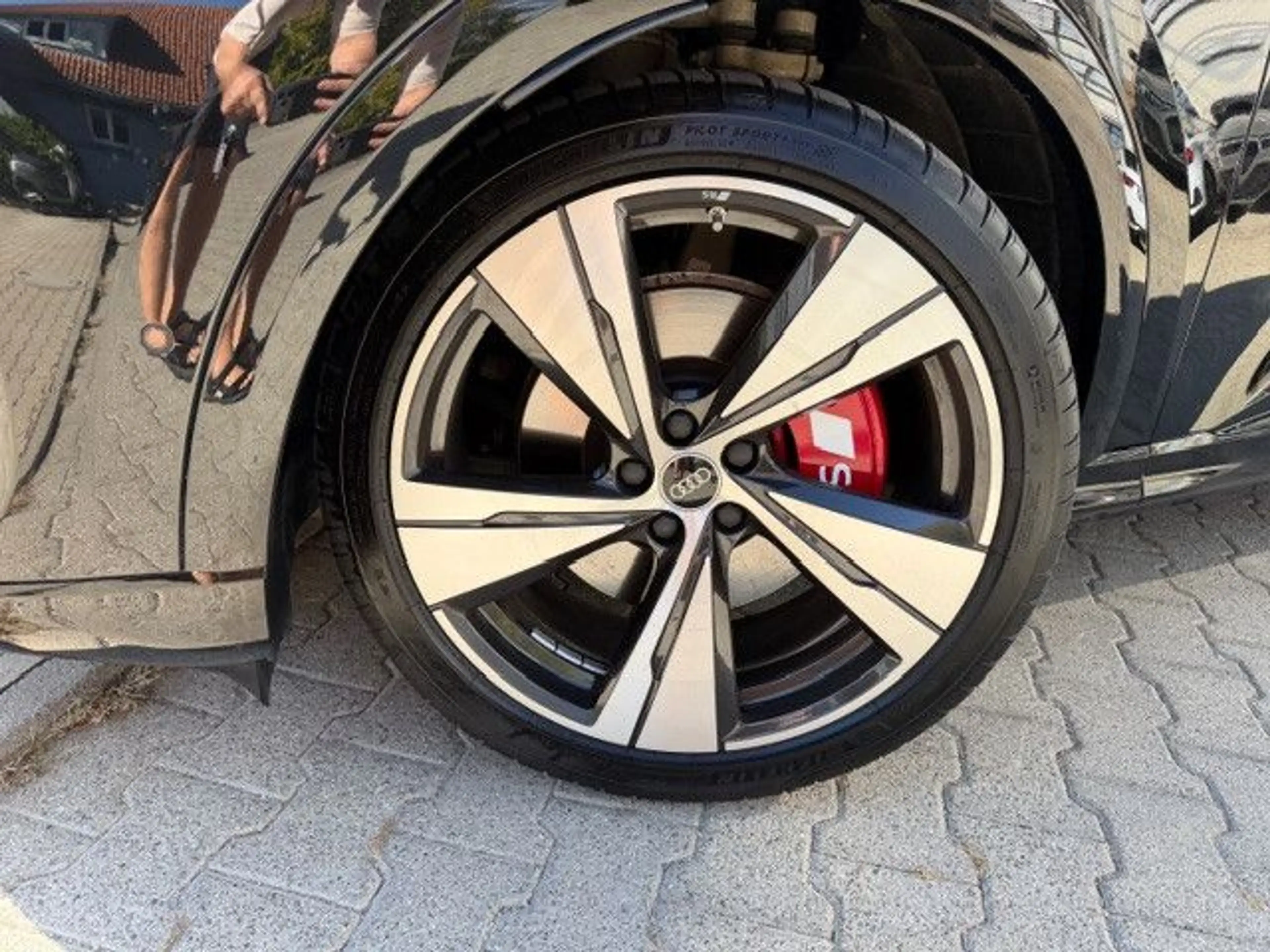 Audi SQ5 3.0 TFSI quattro EDITION ONE — photo 5