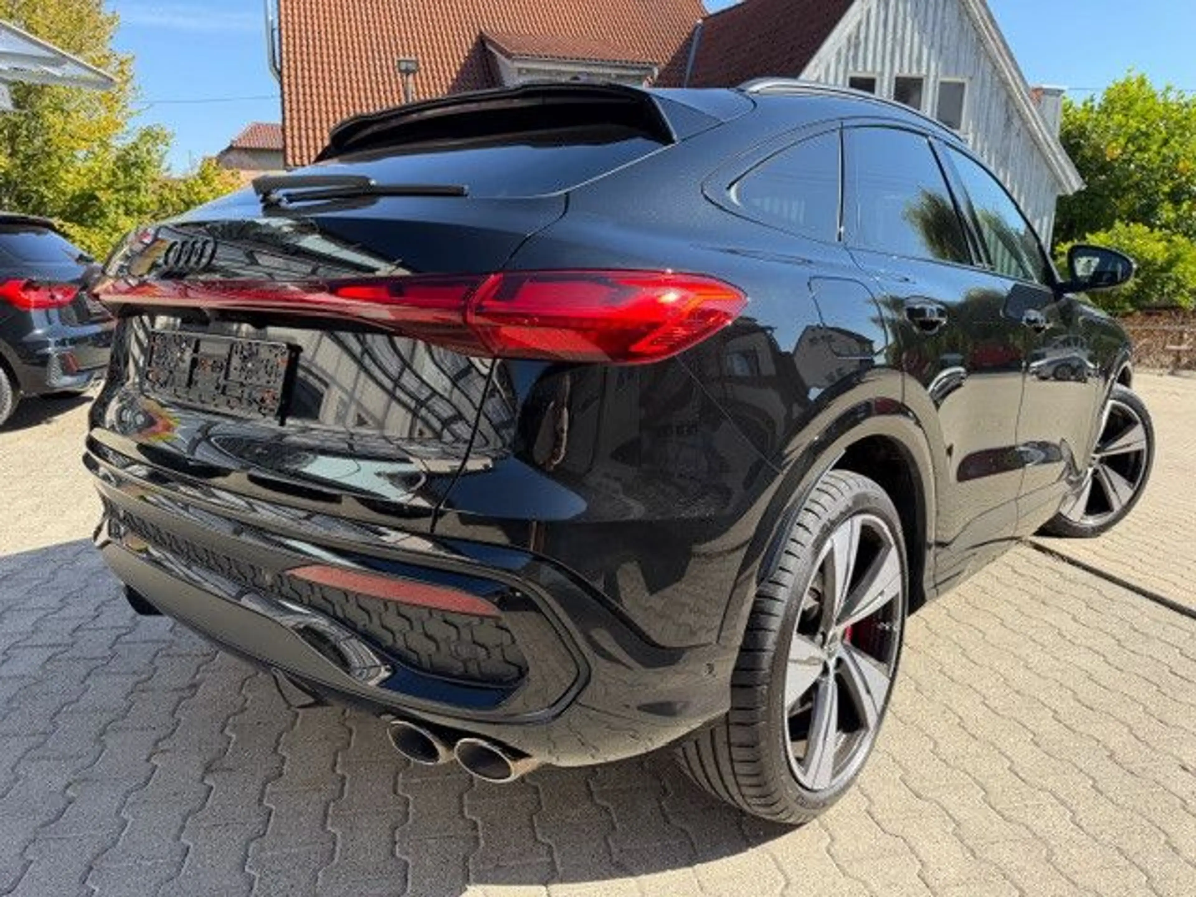 Audi SQ5 3.0 TFSI quattro EDITION ONE — photo 12