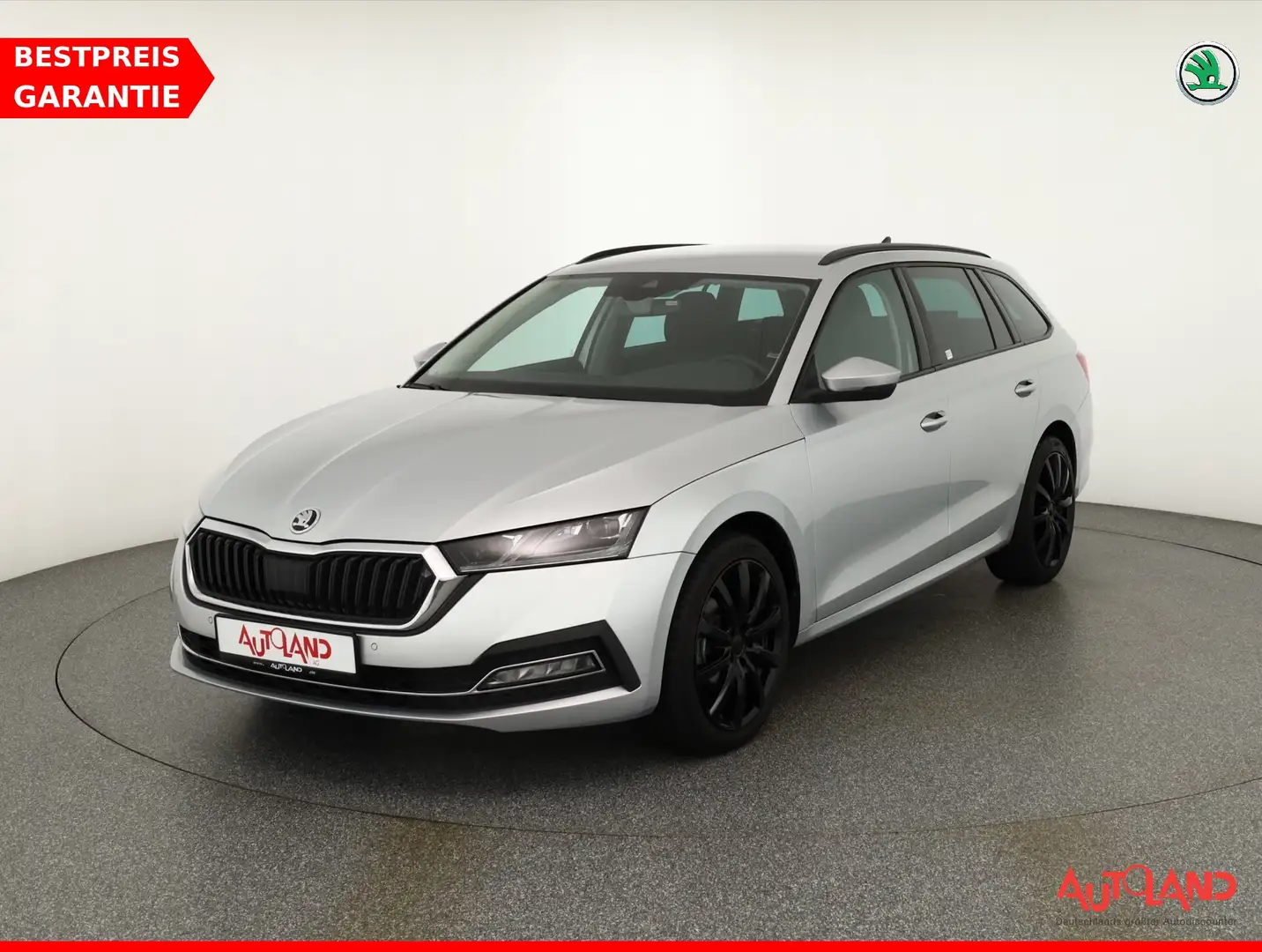 Skoda Octavia Combi 2.0 TDI DSG Style LED Sitzheizung Silber - 1