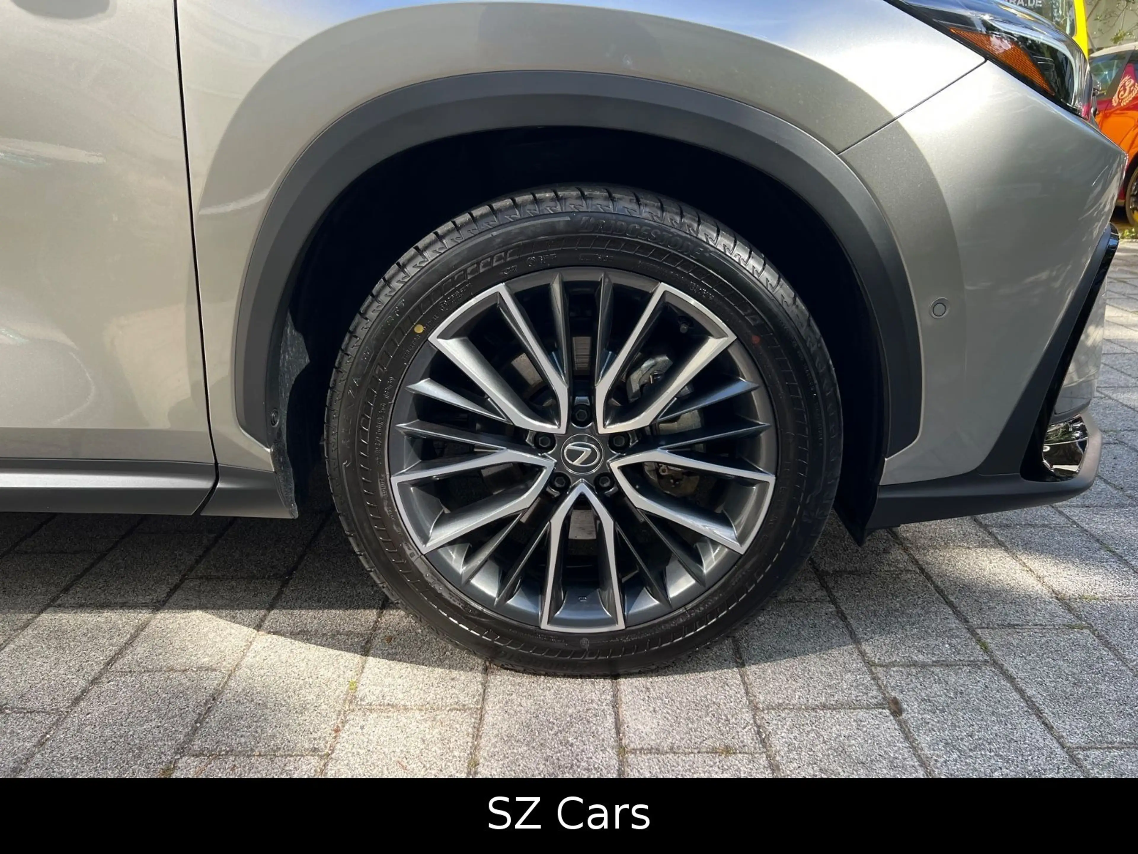 Lexus NX 350h Luxury Line*Head-up*LED*360° — photo 14