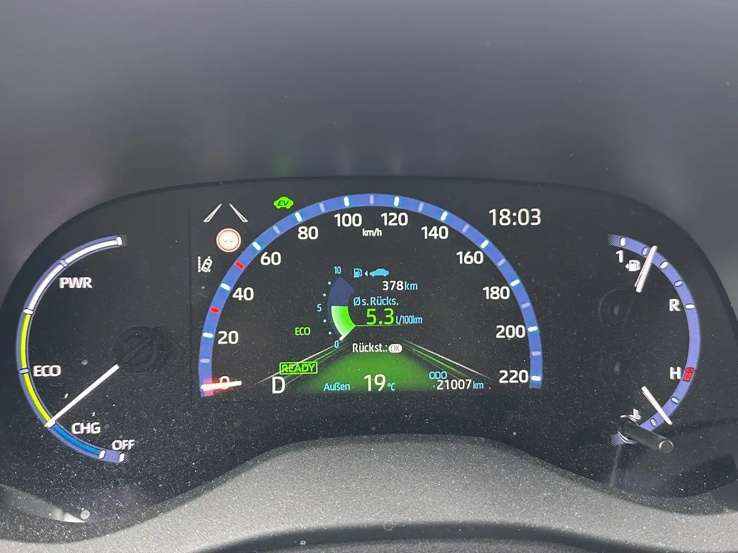Toyota Yaris Cross Yaris Cross 1,5 VVT-i Hybrid AWD Active Drive Aut. Active Drive Schwarz - 2