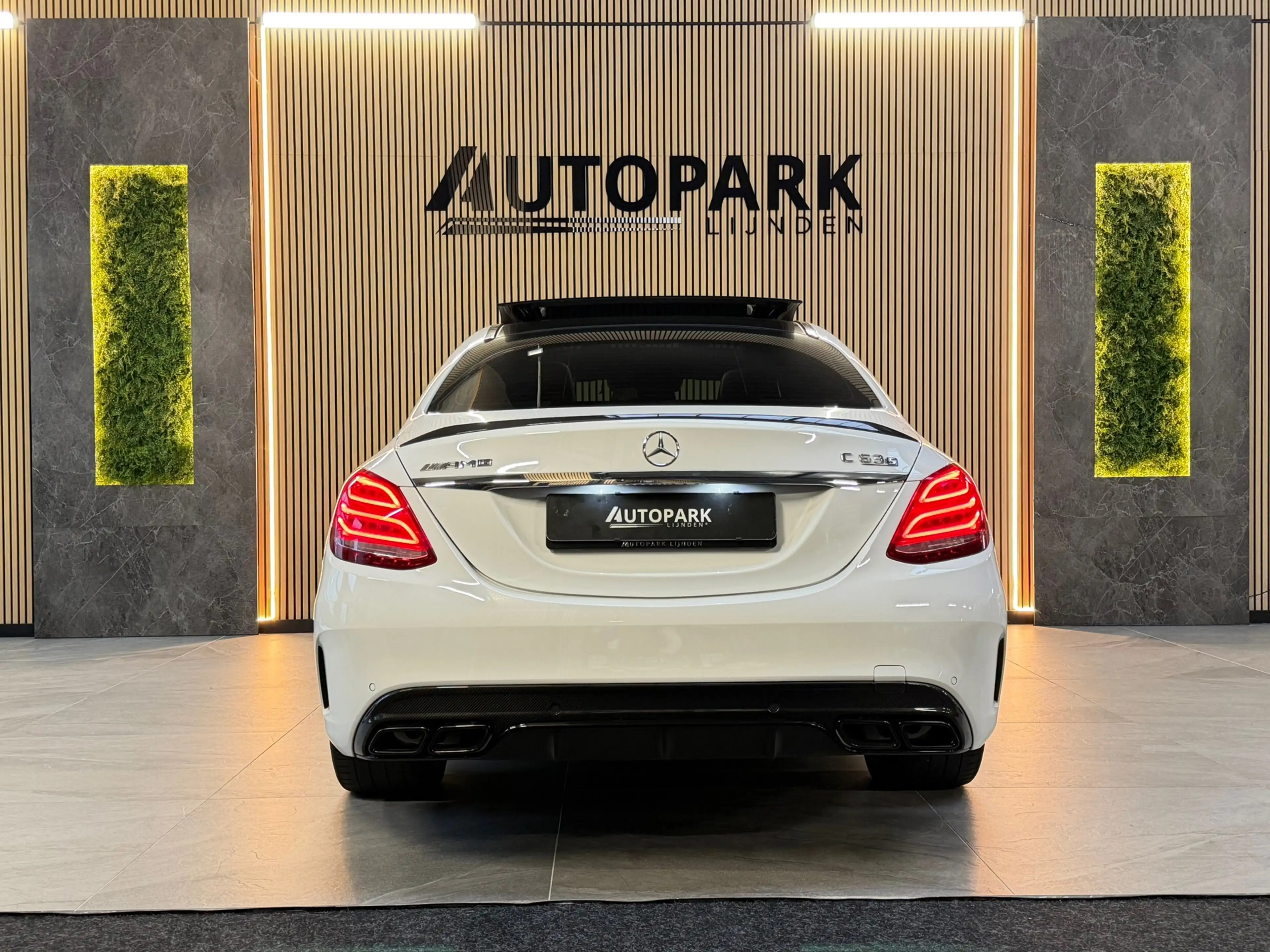 Mercedes-Benz C 63 AMG S |PANO|360 CAMERA|HUD|BURMESTER 3D|CARBON|MEMORY| — photo 5