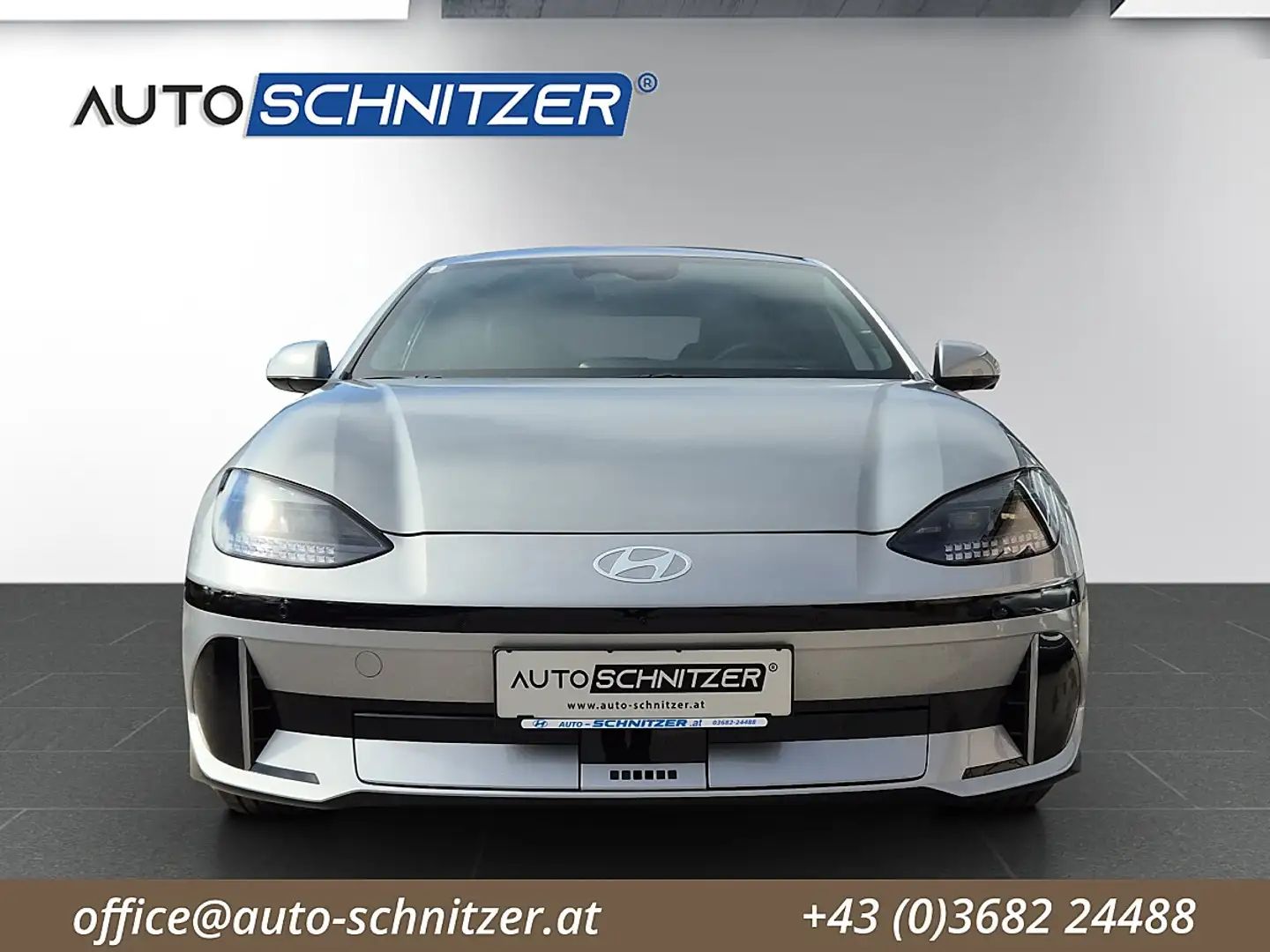 Hyundai IONIQ 6 Ioniq 6 Elektro 77,4kWh 4WD Top Line Long Range... Silber - 2