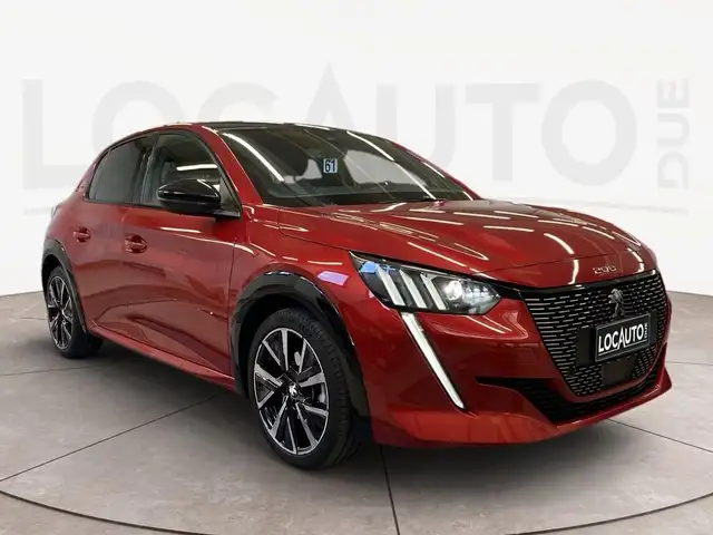 Peugeot 208 view 3
