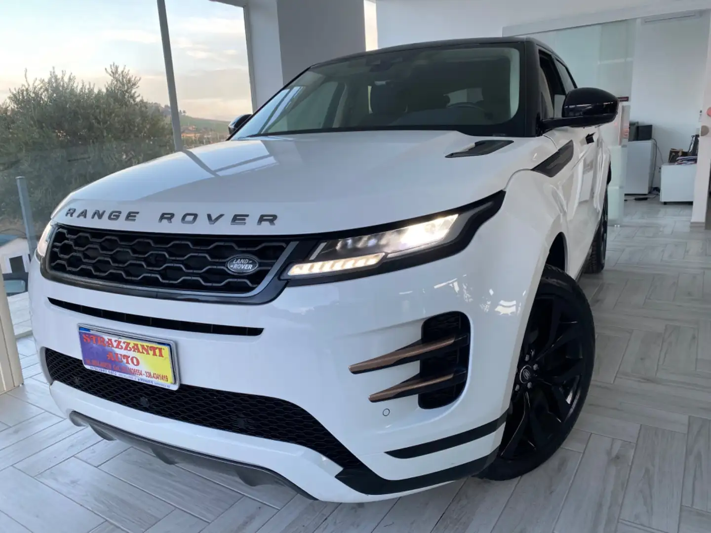 Land Rover Range Rover Evoque Range Rover Evoque 2.0D I4 240 CV AWD Auto R-Dynam Bianco - 1