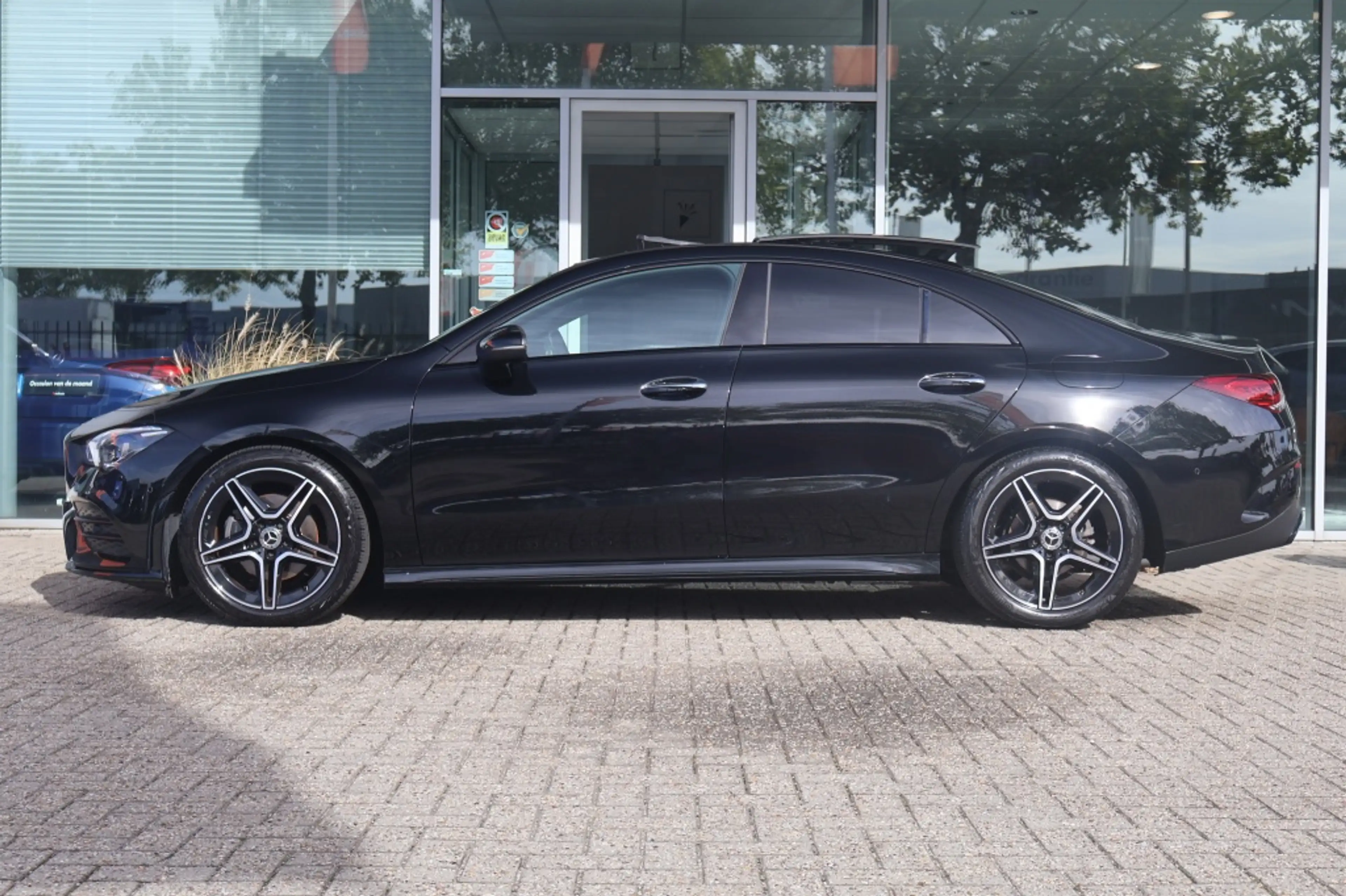 Mercedes-Benz CLA 180 Coupé AMG-Line 136pk | Memory | Multibeam | Keyles — photo 13