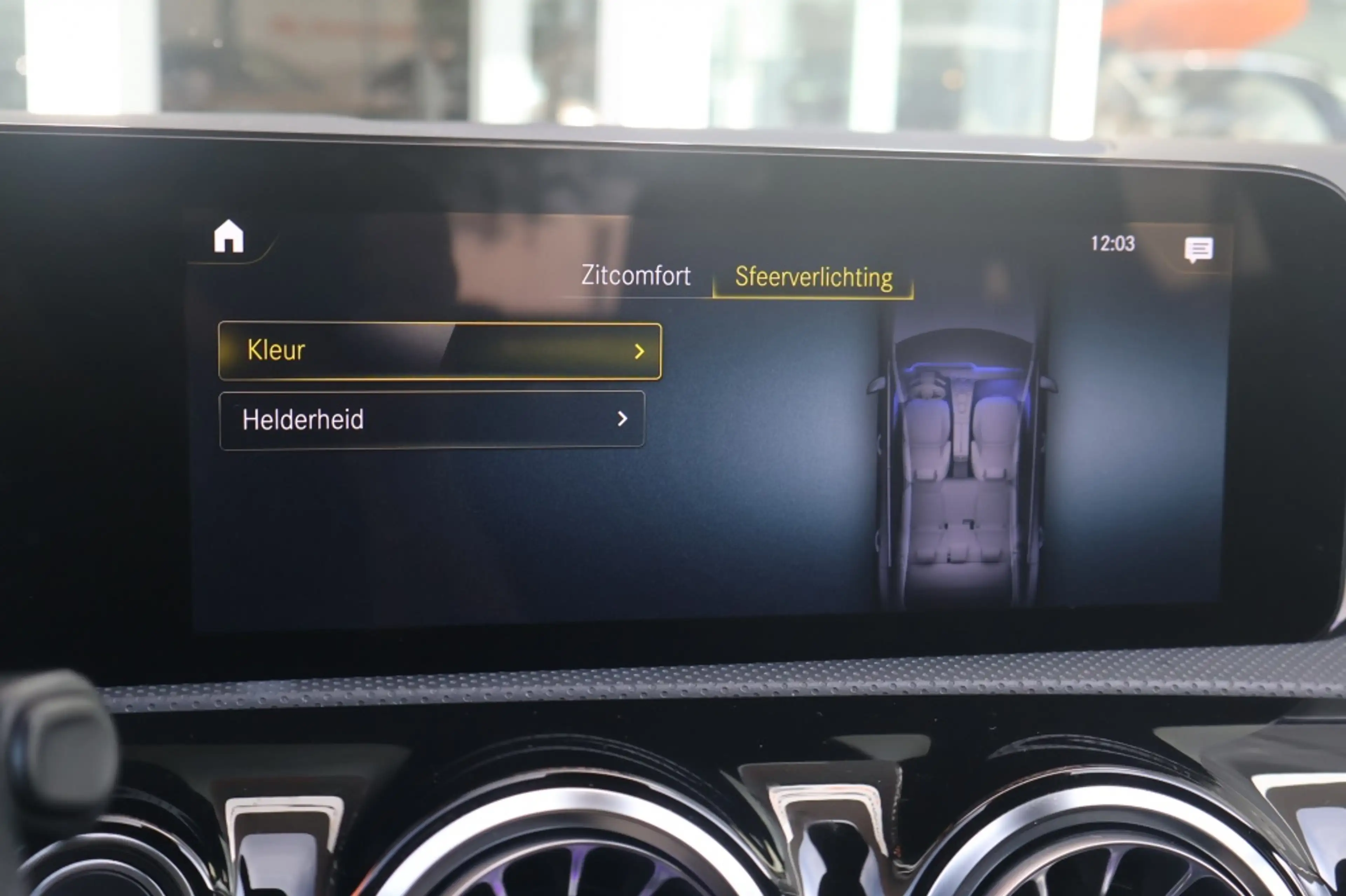 Mercedes-Benz CLA 180 Coupé AMG-Line 136pk | Memory | Multibeam | Keyles — photo 30