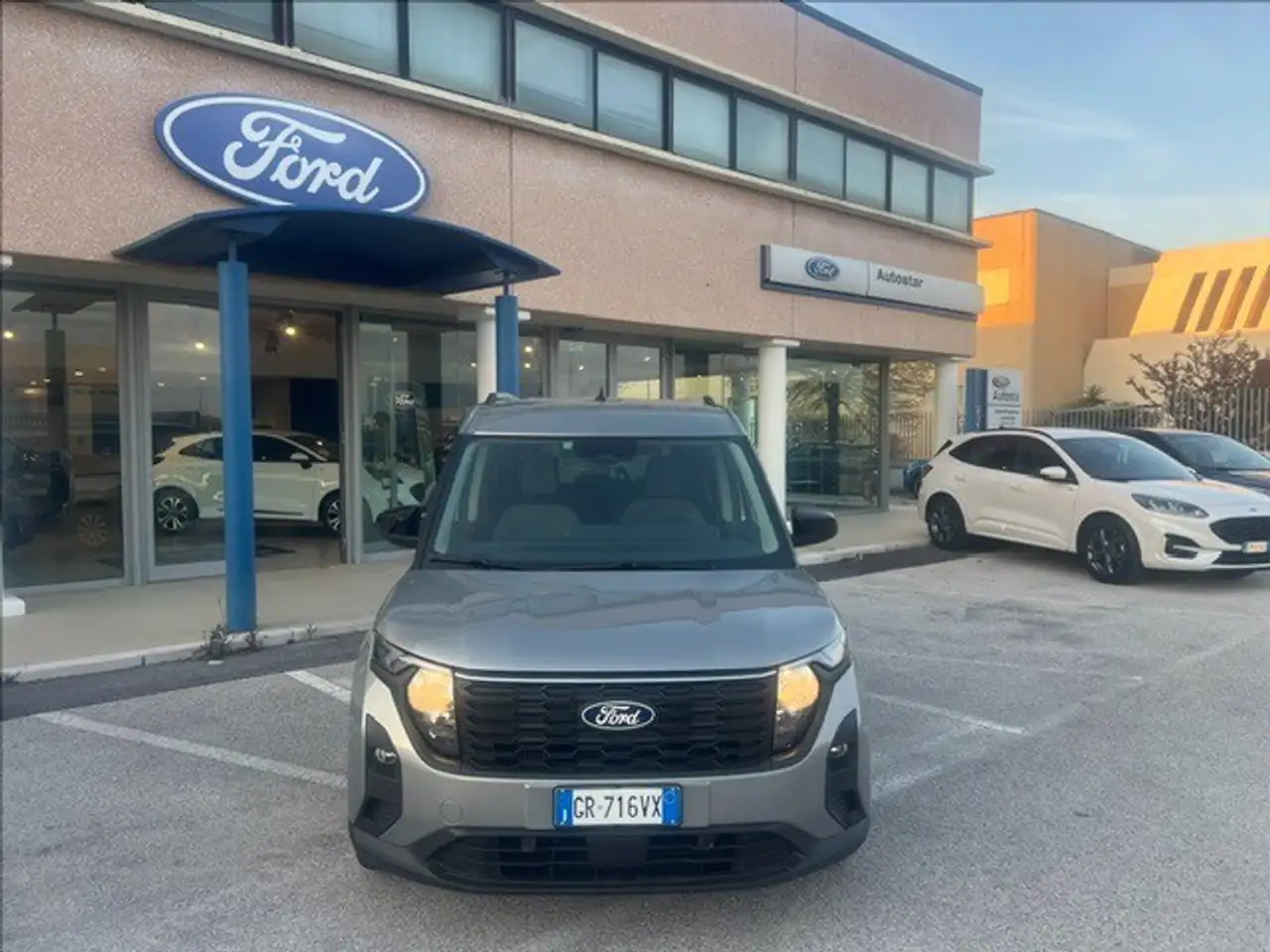 Ford Tourneo Courier II 1.0 ecoboost 125cv Titanium