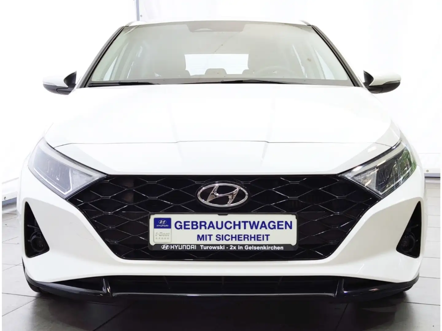 Hyundai i20 Intro Edition 1.0 T-GDI EU6d Navi Klimaautom. Weiß - 2