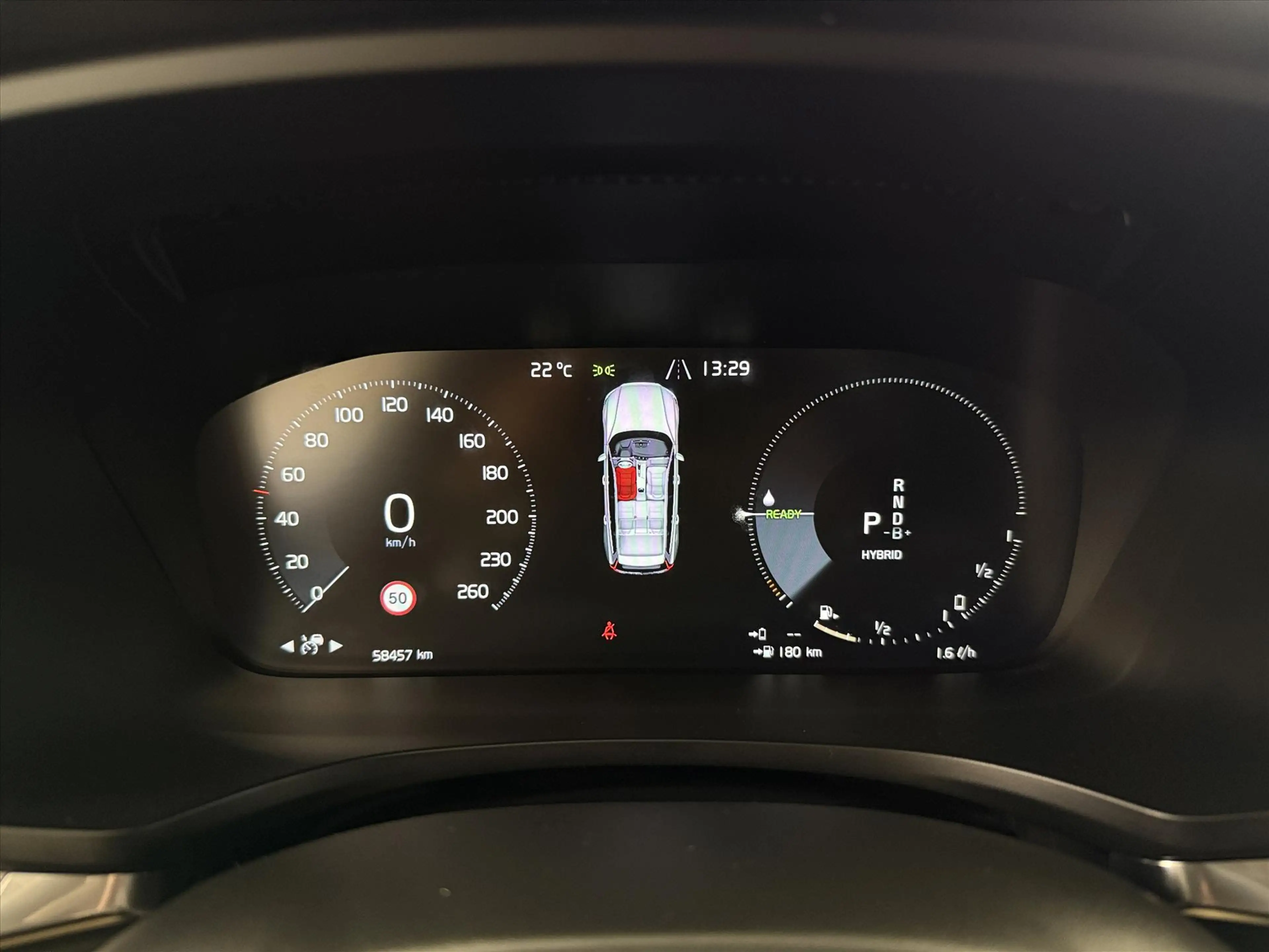 Volvo V60 2.0T6 Recharge Long Range 19 kWh AWD Inscription E — photo 6