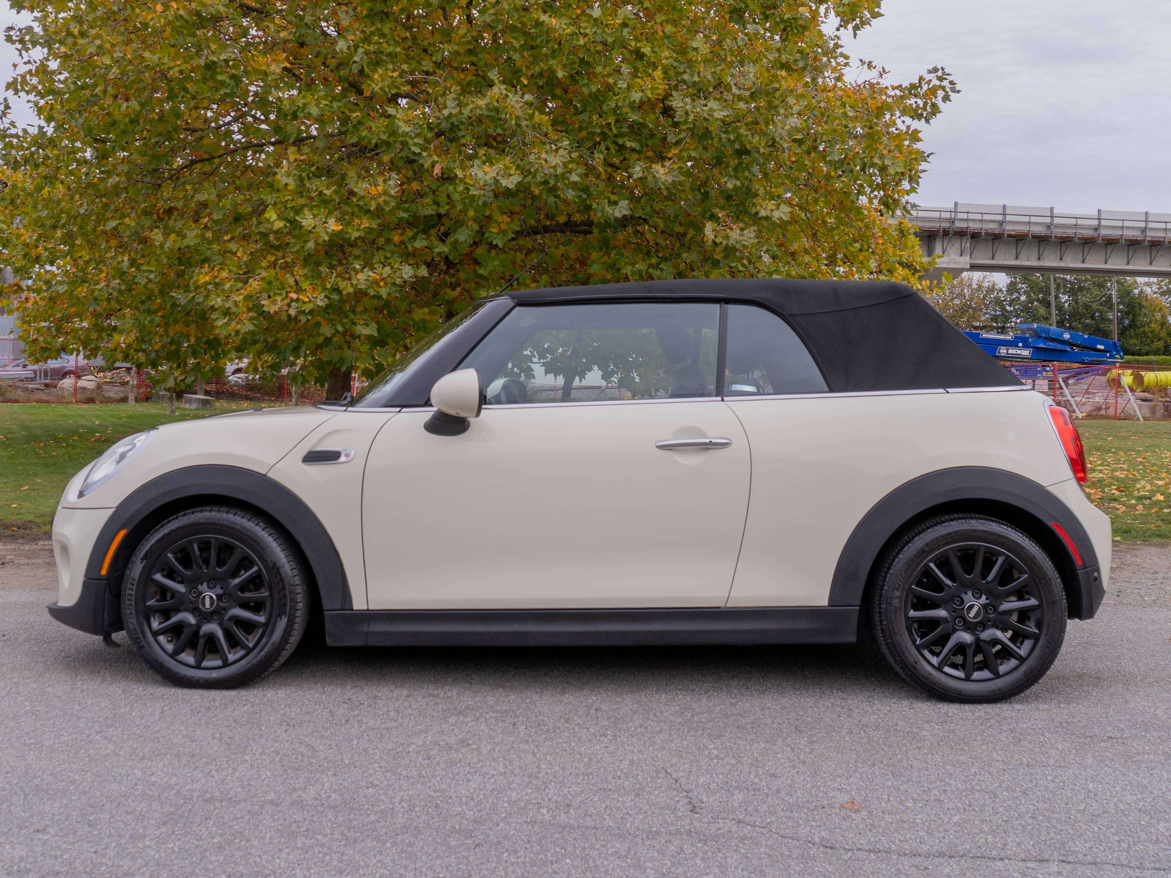 2017 MINI Convertible
