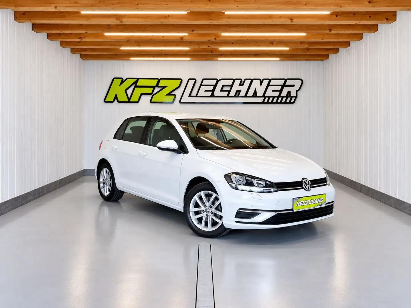 Volkswagen Golf VII 1.0 TSI "SITZH*NAVI*PDC" Weiß - 1